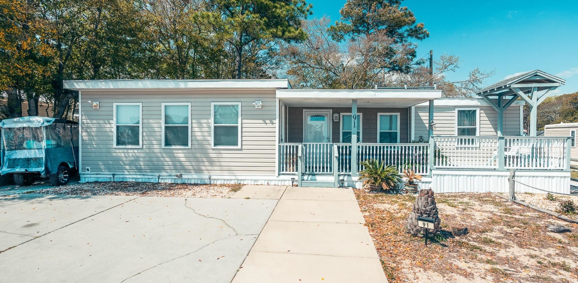9700 Kings Rd. — photo