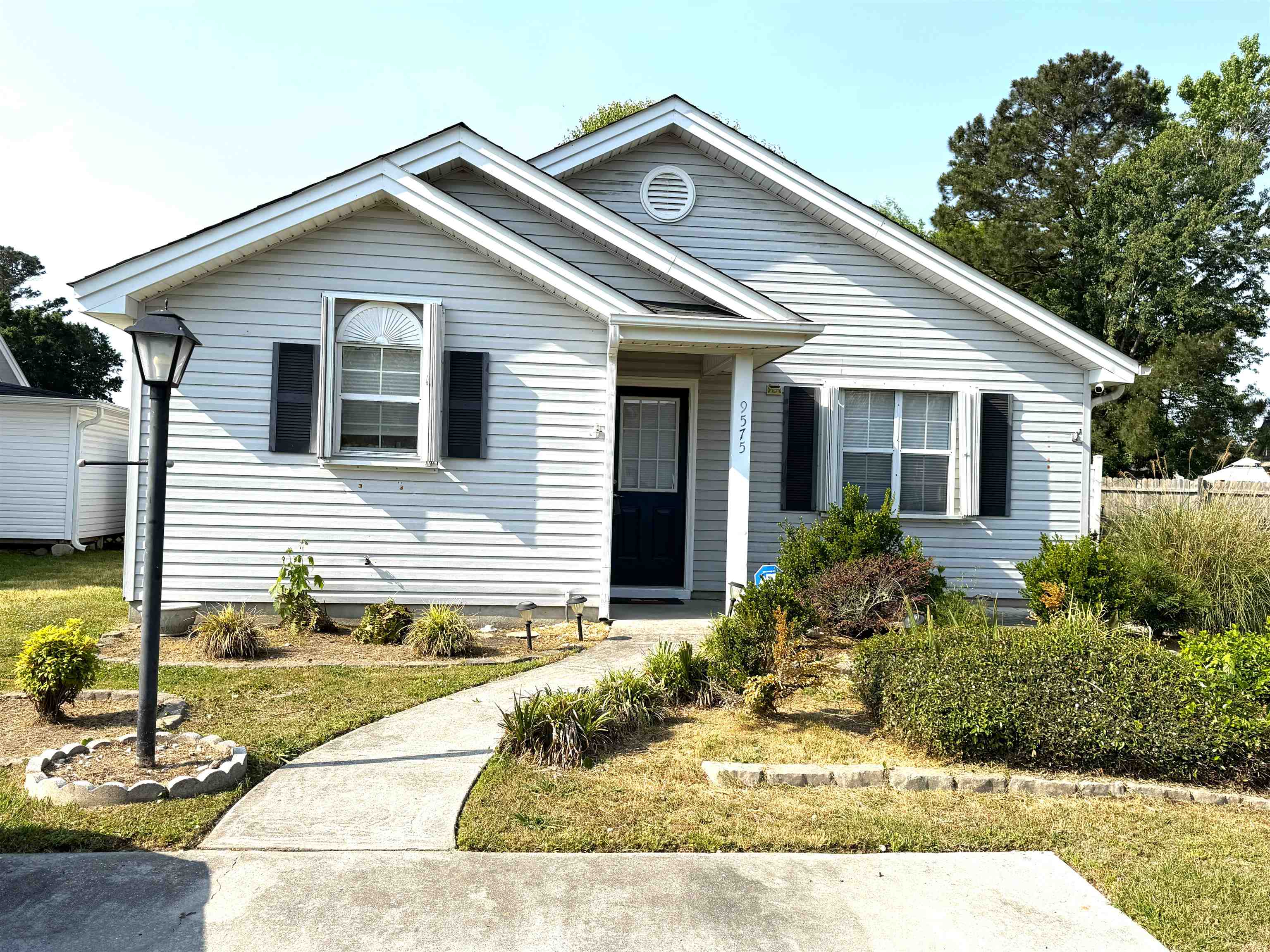 9575 Leeds Circle — photo