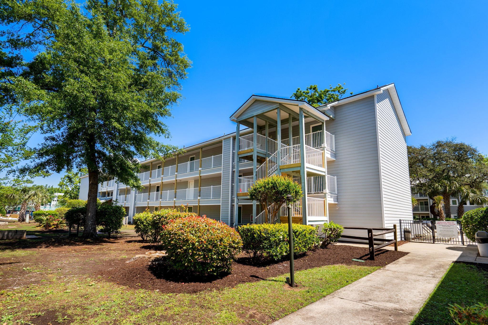 5905 S Kings Hwy. 4301D — photo