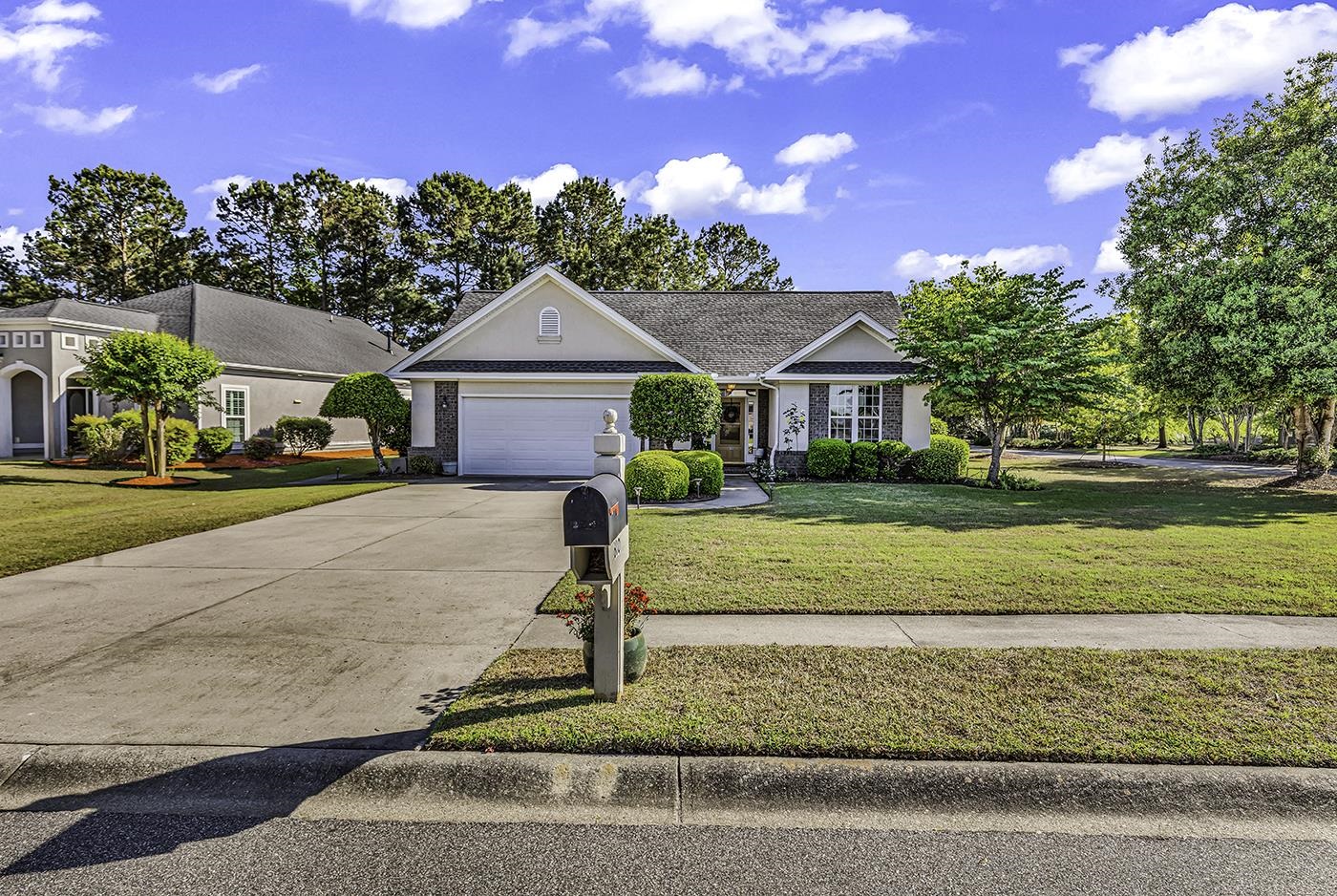 600 Clandon Ct. — photo