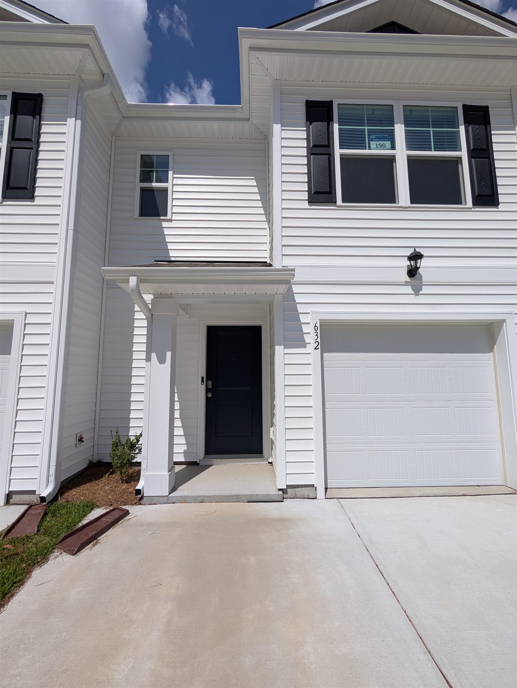 632 Golden Resin Rd — photo