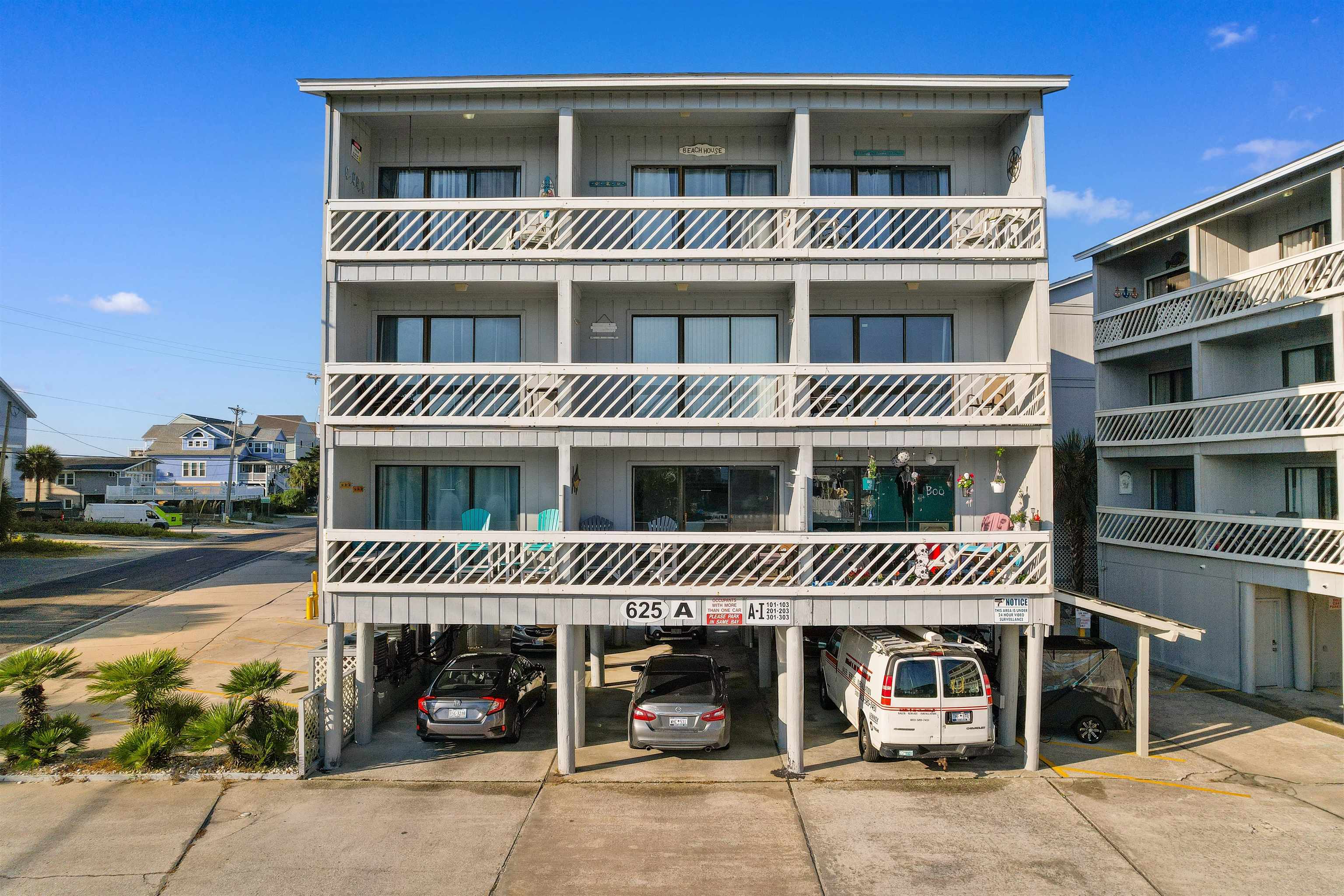 625 N Waccamaw Dr. — photo