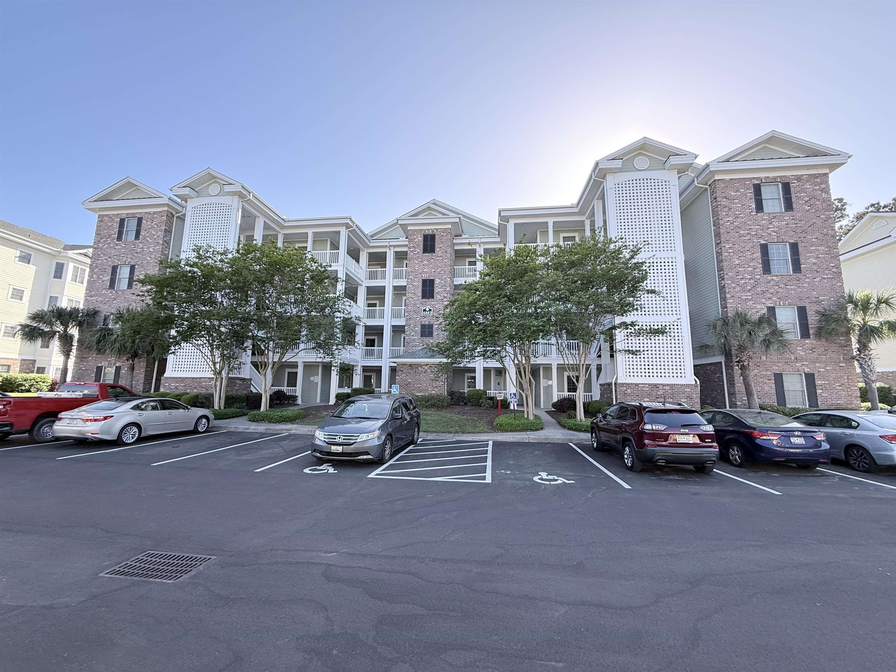 4882 Luster Leaf Circle 101 — photo