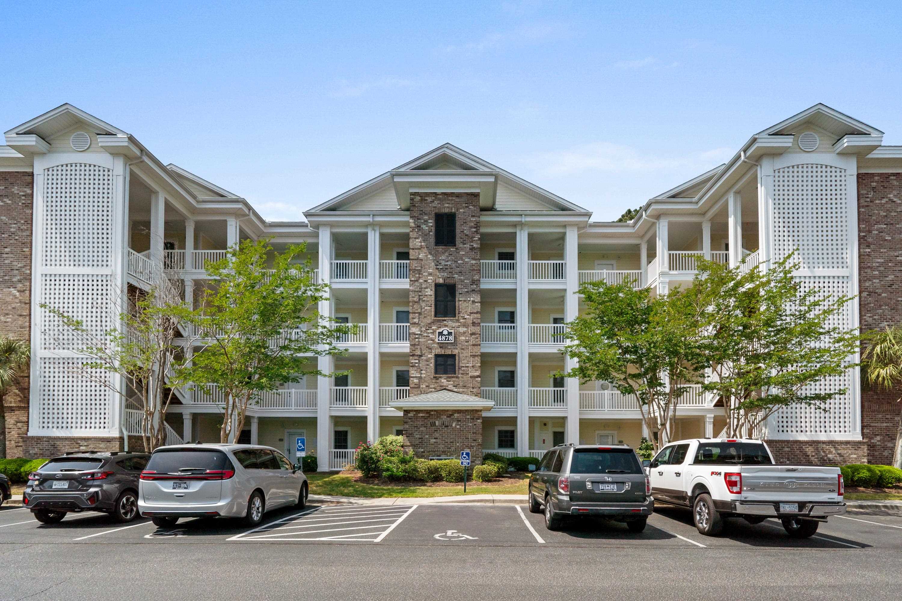 4878 Luster Leaf Circle 103 — photo