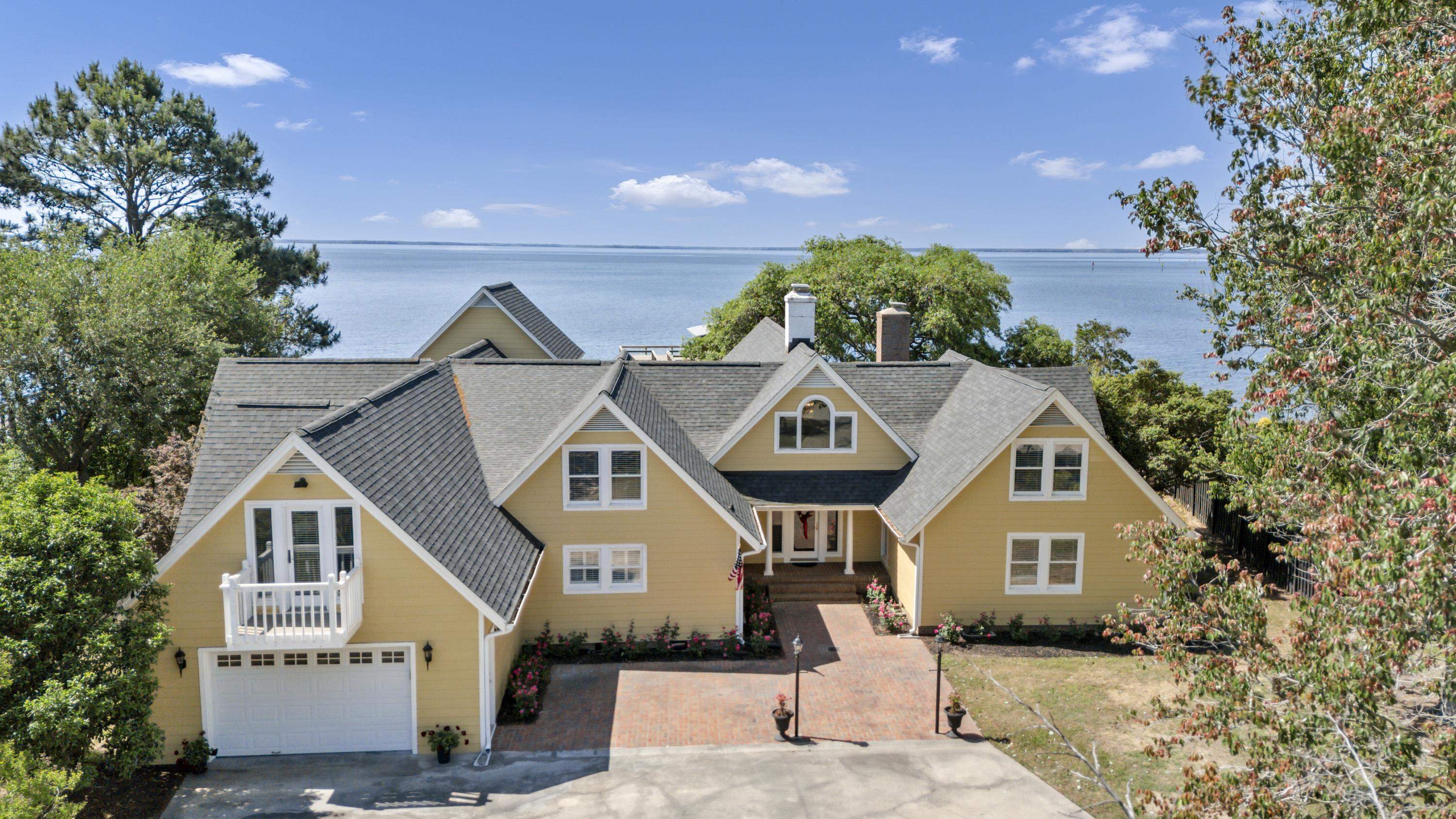 1064 Perch Dr — photo