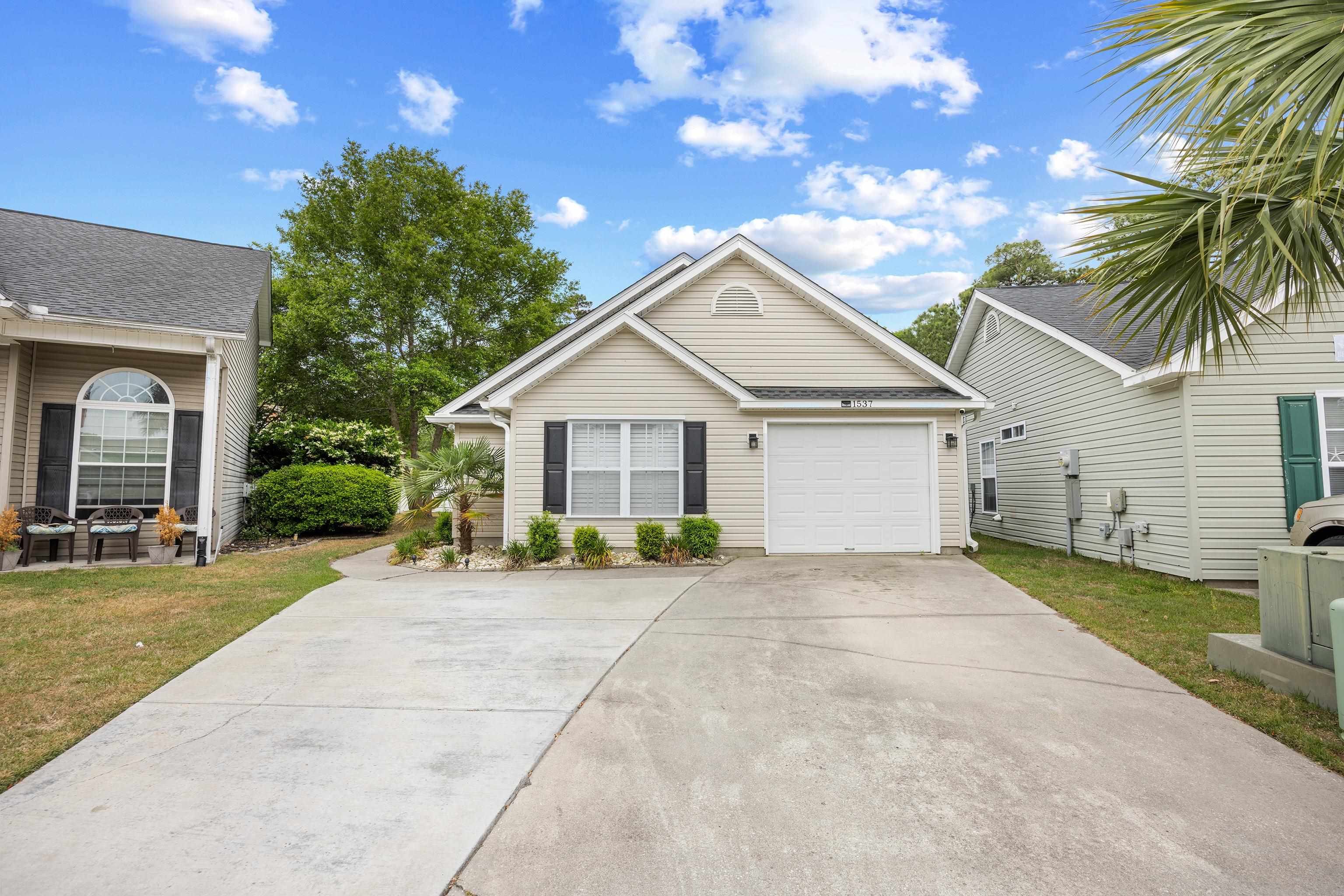 1537 Gulfstream Ct. — photo