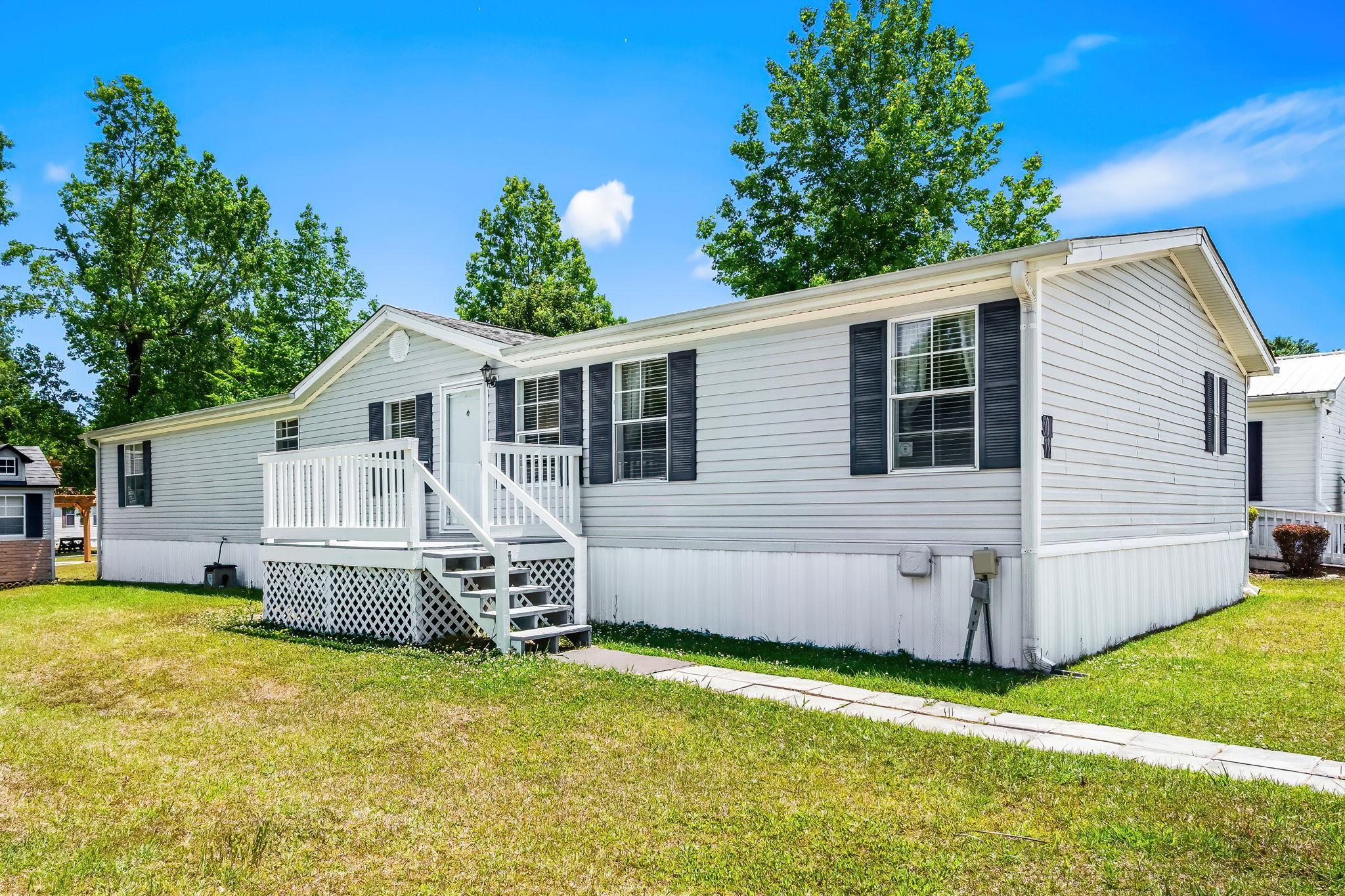 500 Folly Estates Dr. — photo