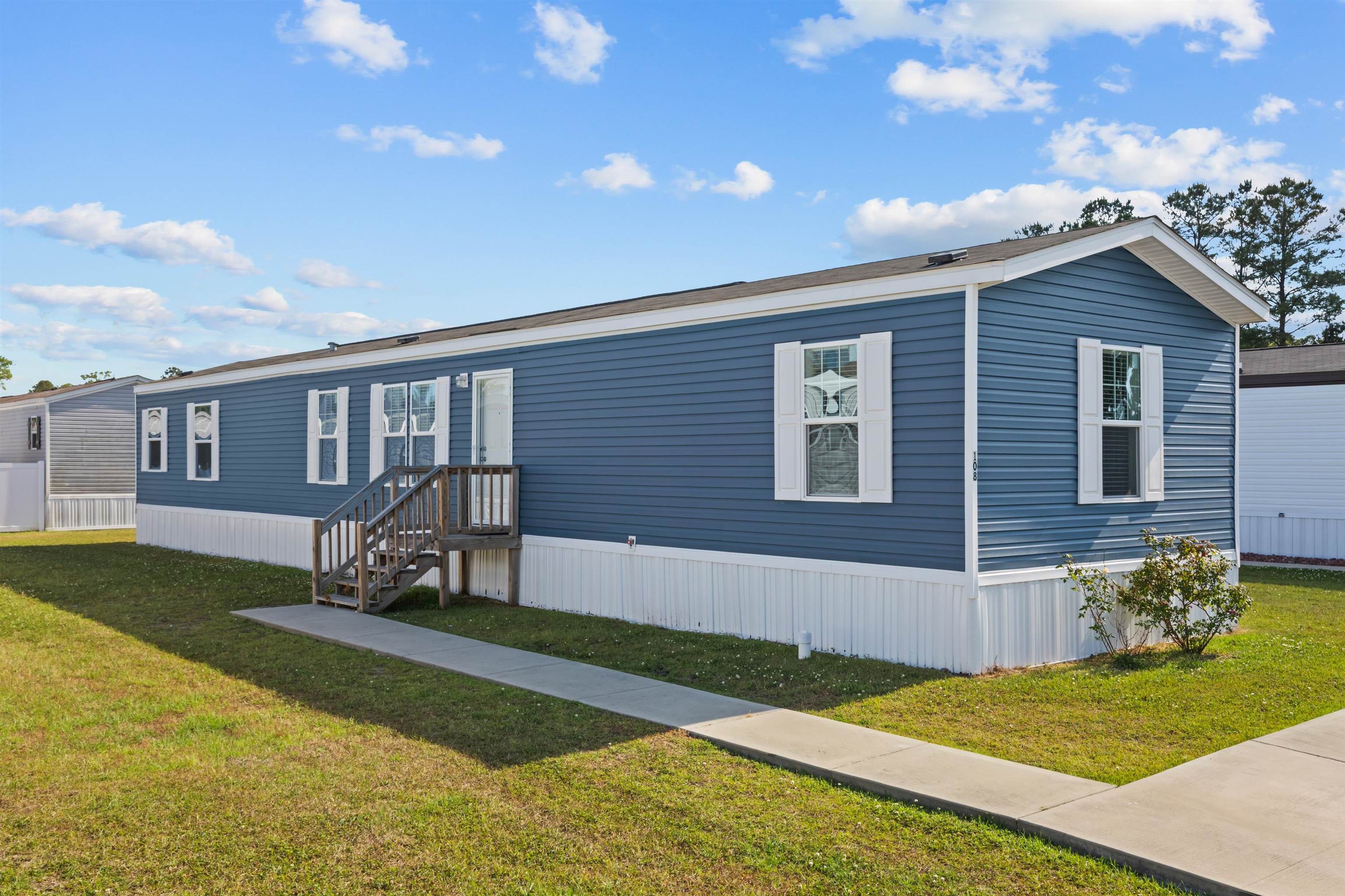 108 Shetland Woods Dr. — photo