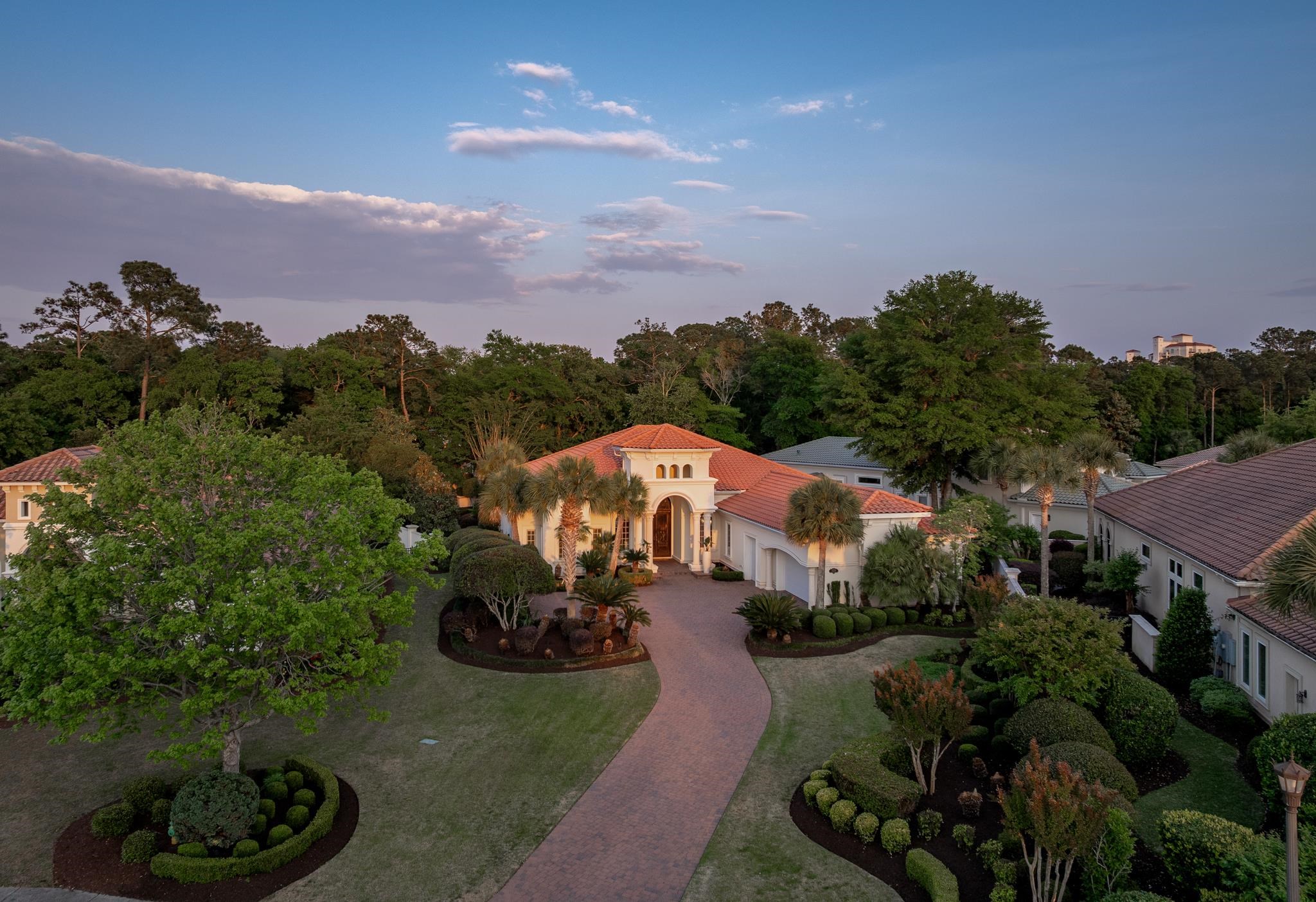 500 Posada Dr. — photo