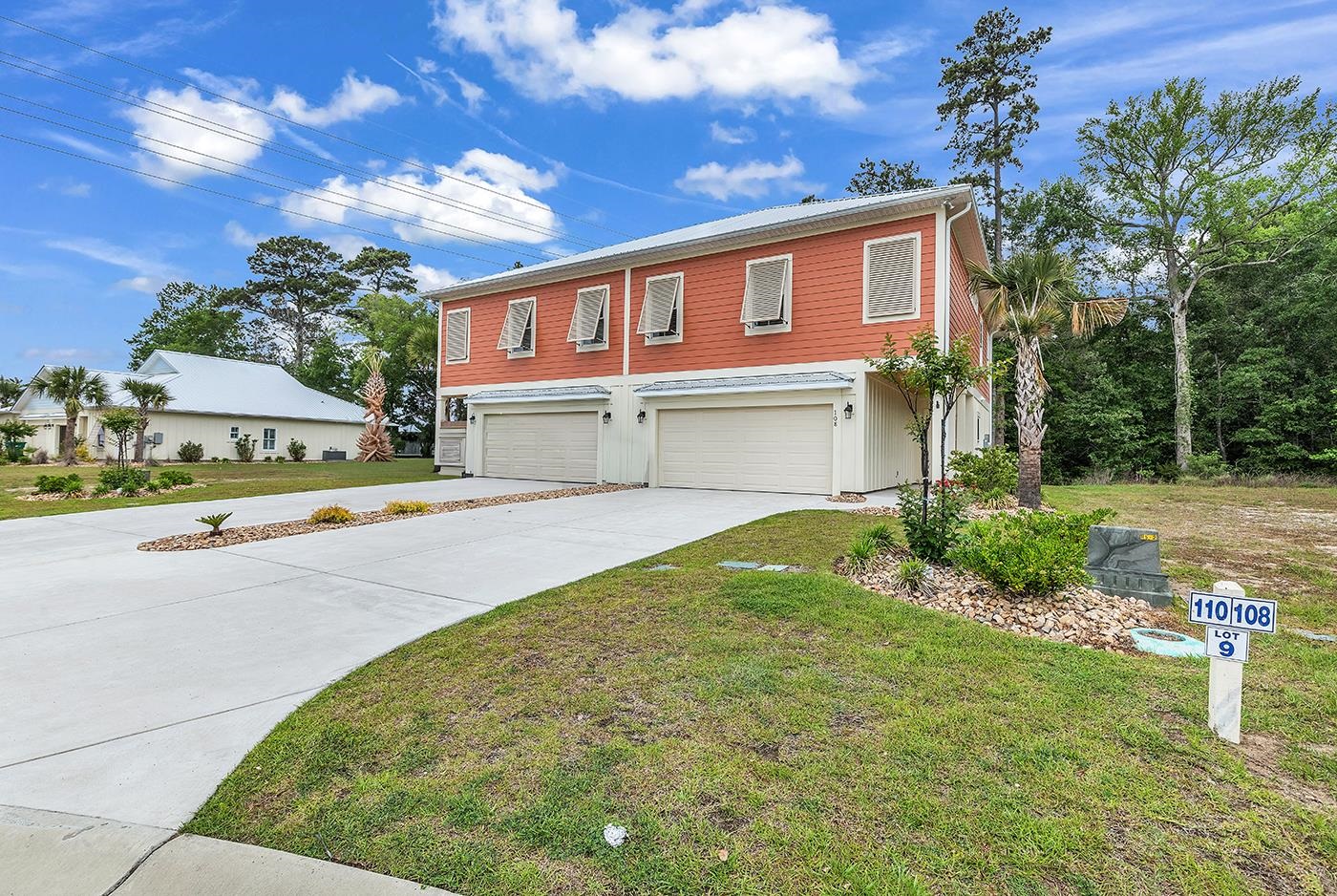 108 Hallandale Lane Right — photo