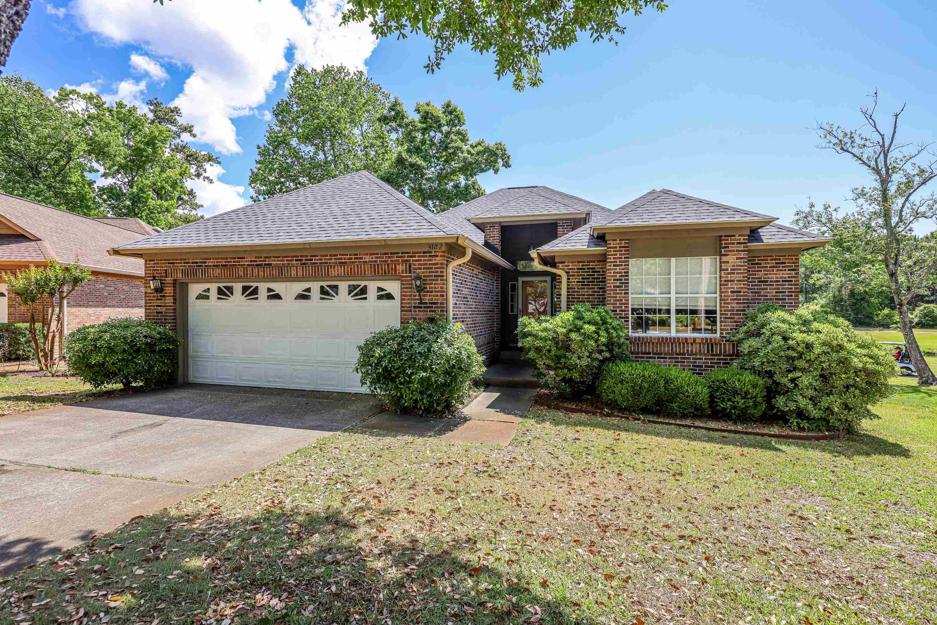 3182 River Bluff Ln. — photo