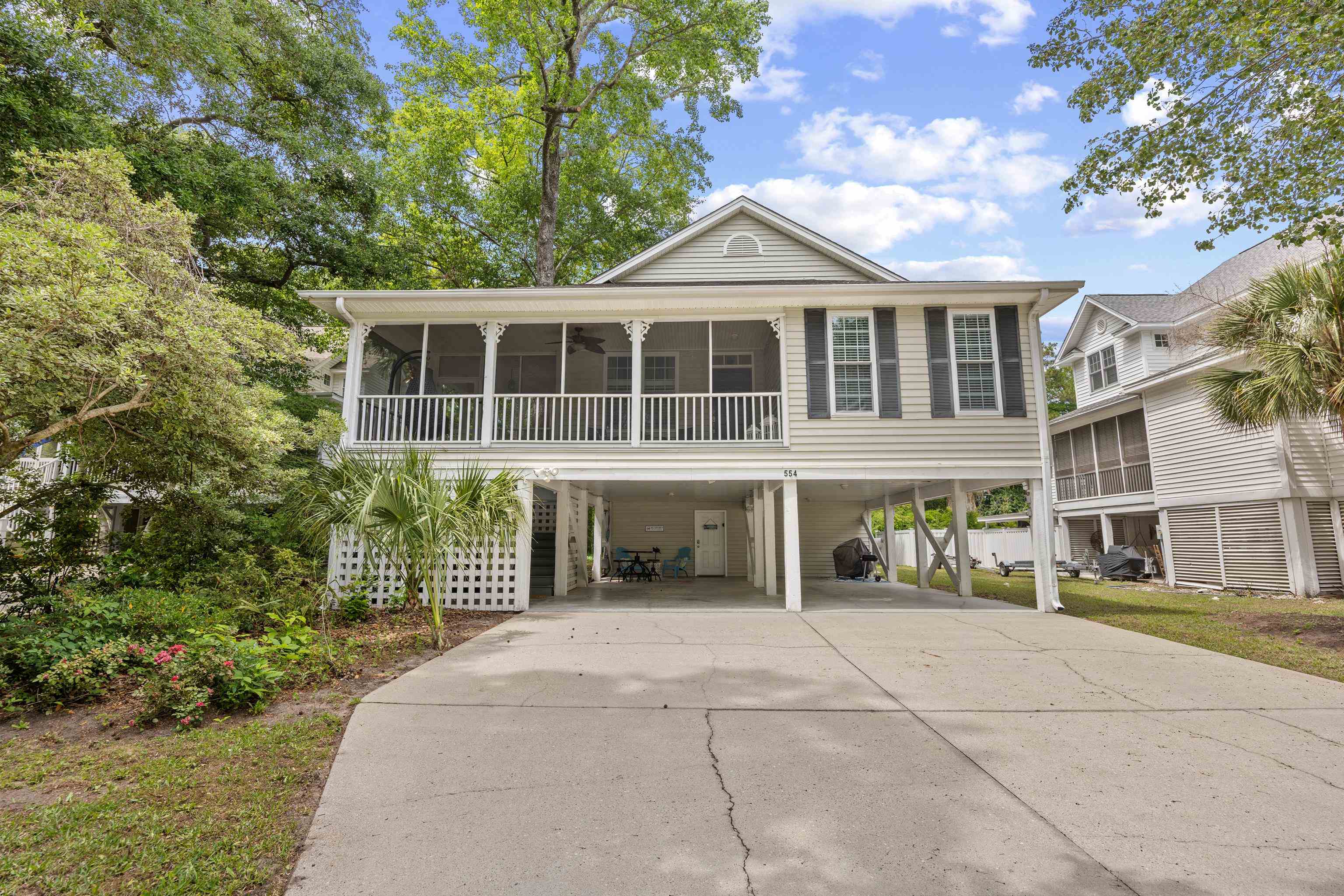 554 Hammock Ave. — photo