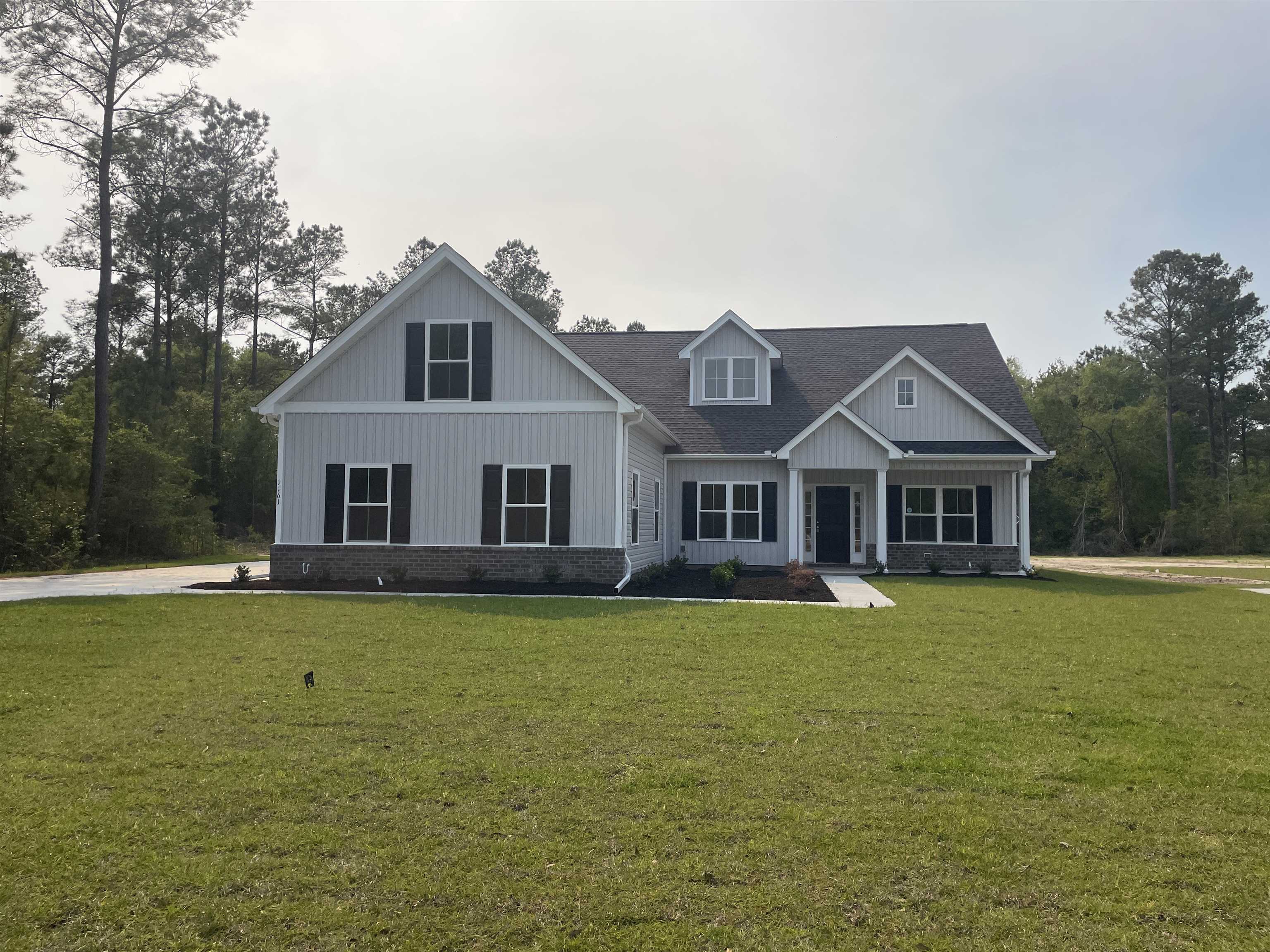 1417 Loop Circle — photo