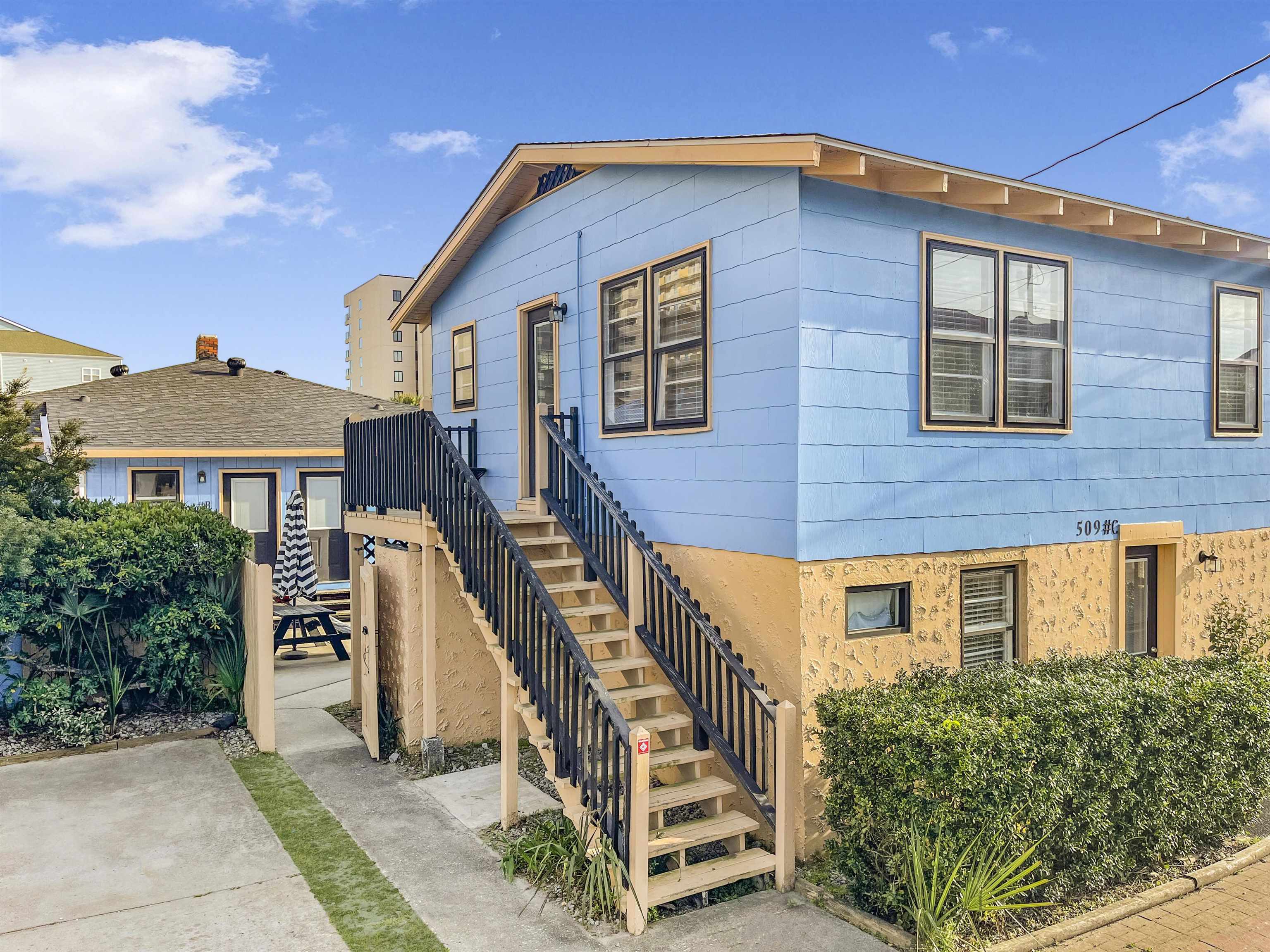 509 Hillside Dr. S — photo