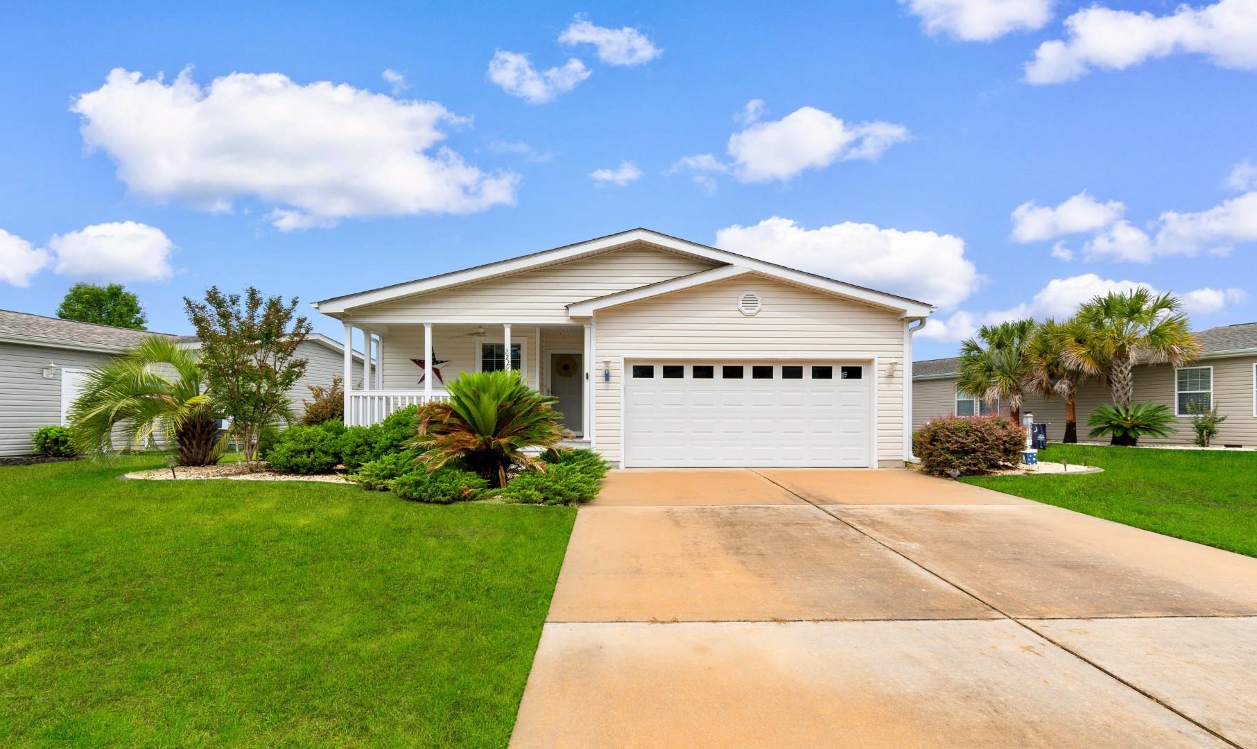 222 Lakeside Crossing Dr. — photo