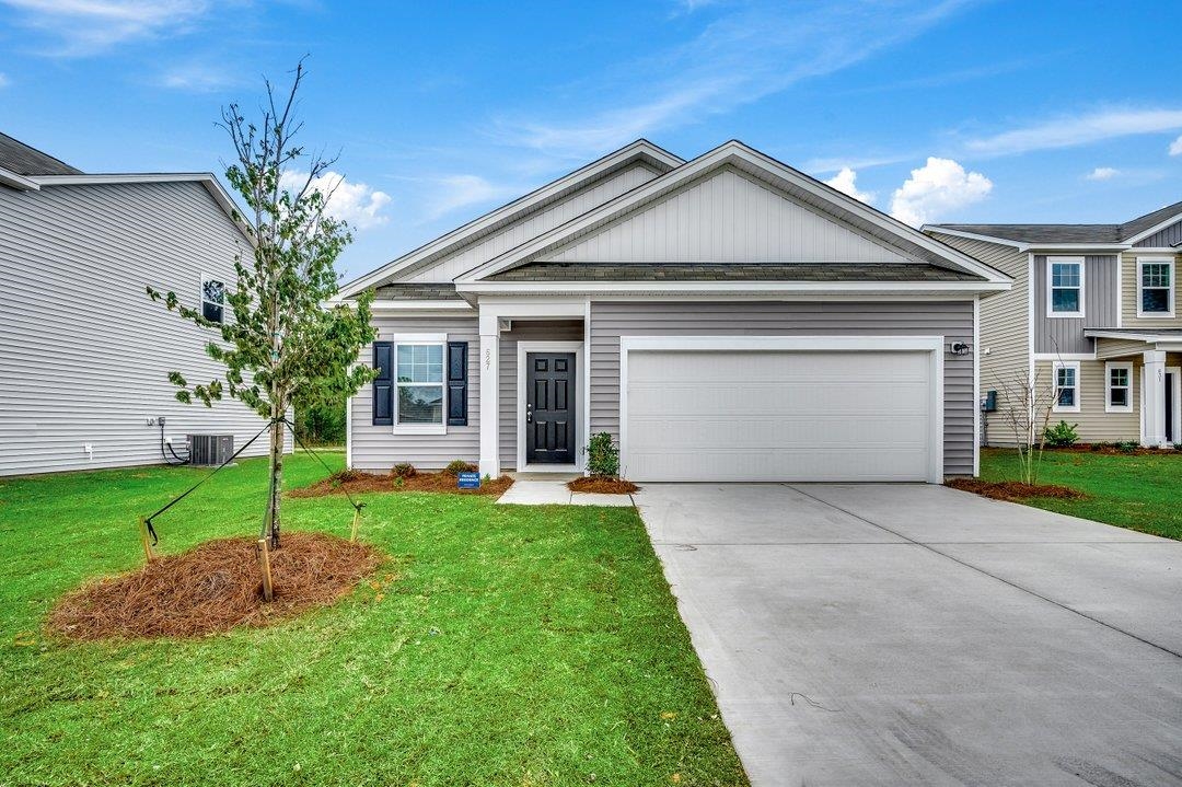 627 Muster Field Ct. — photo