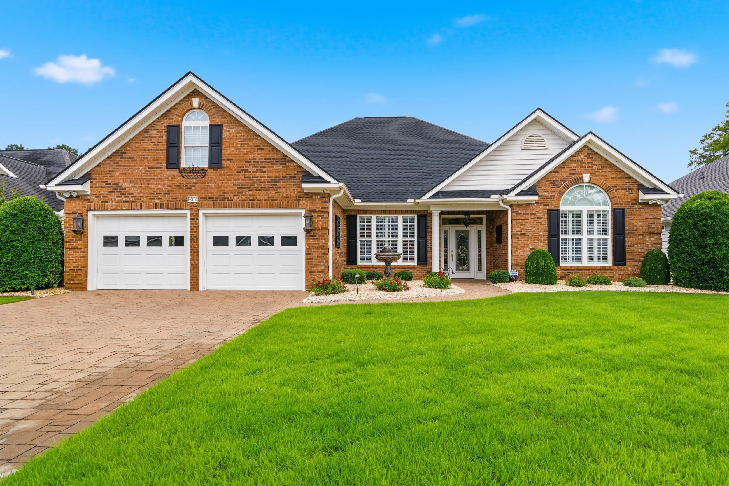 266 Wedgefield Dr. — photo