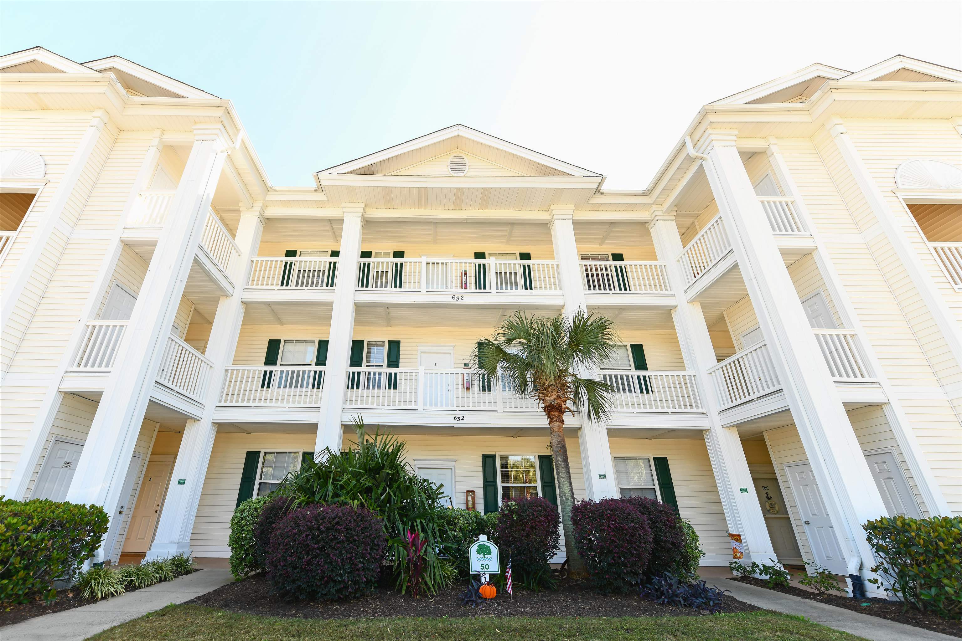 632 River Oaks Dr. 50E — photo