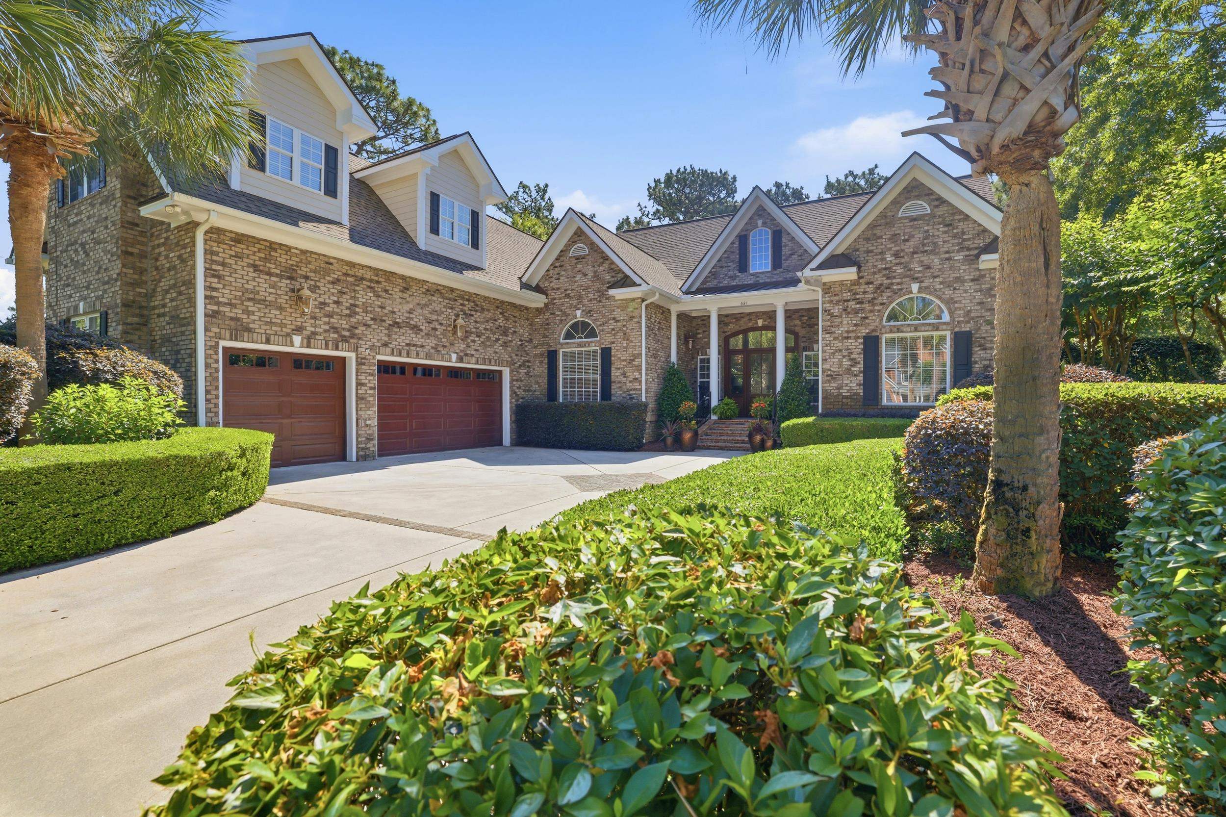 681 Reserve Dr. — photo