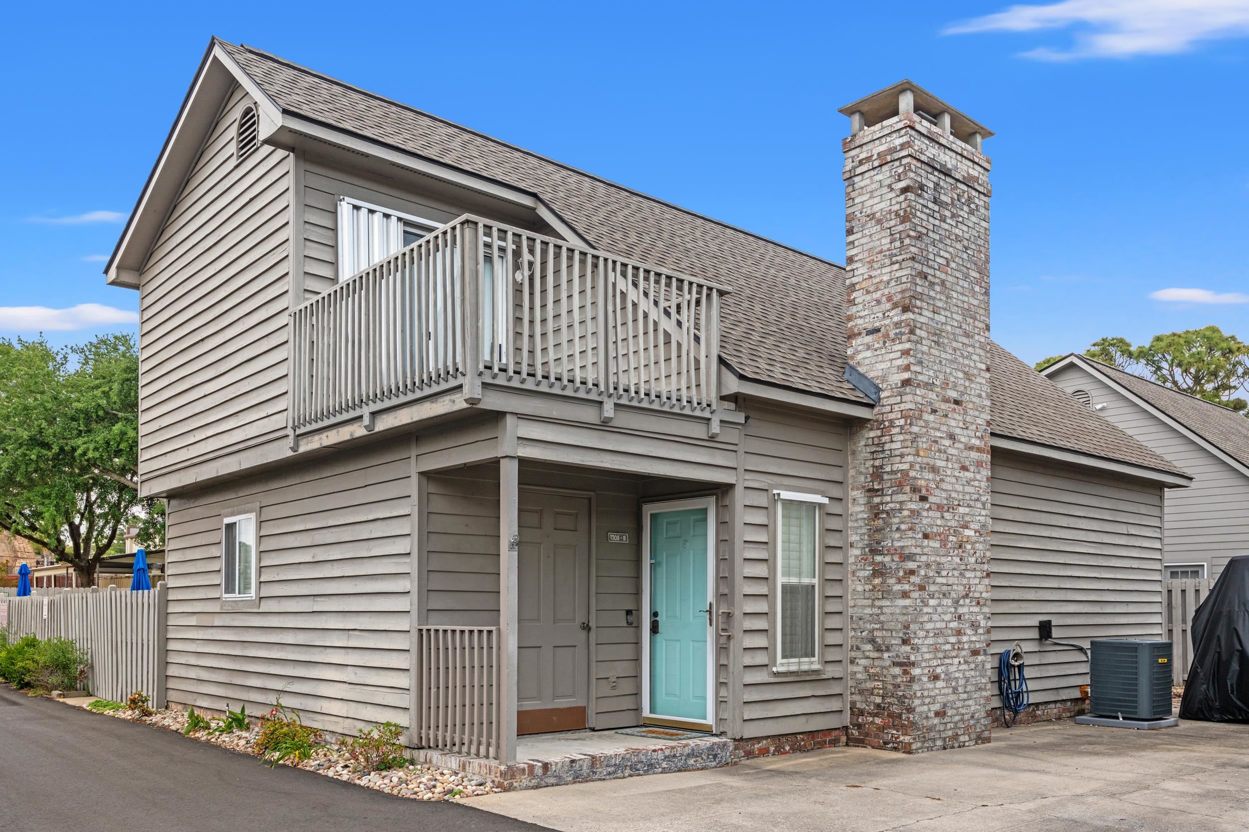 1708 B Edge Dr. — photo