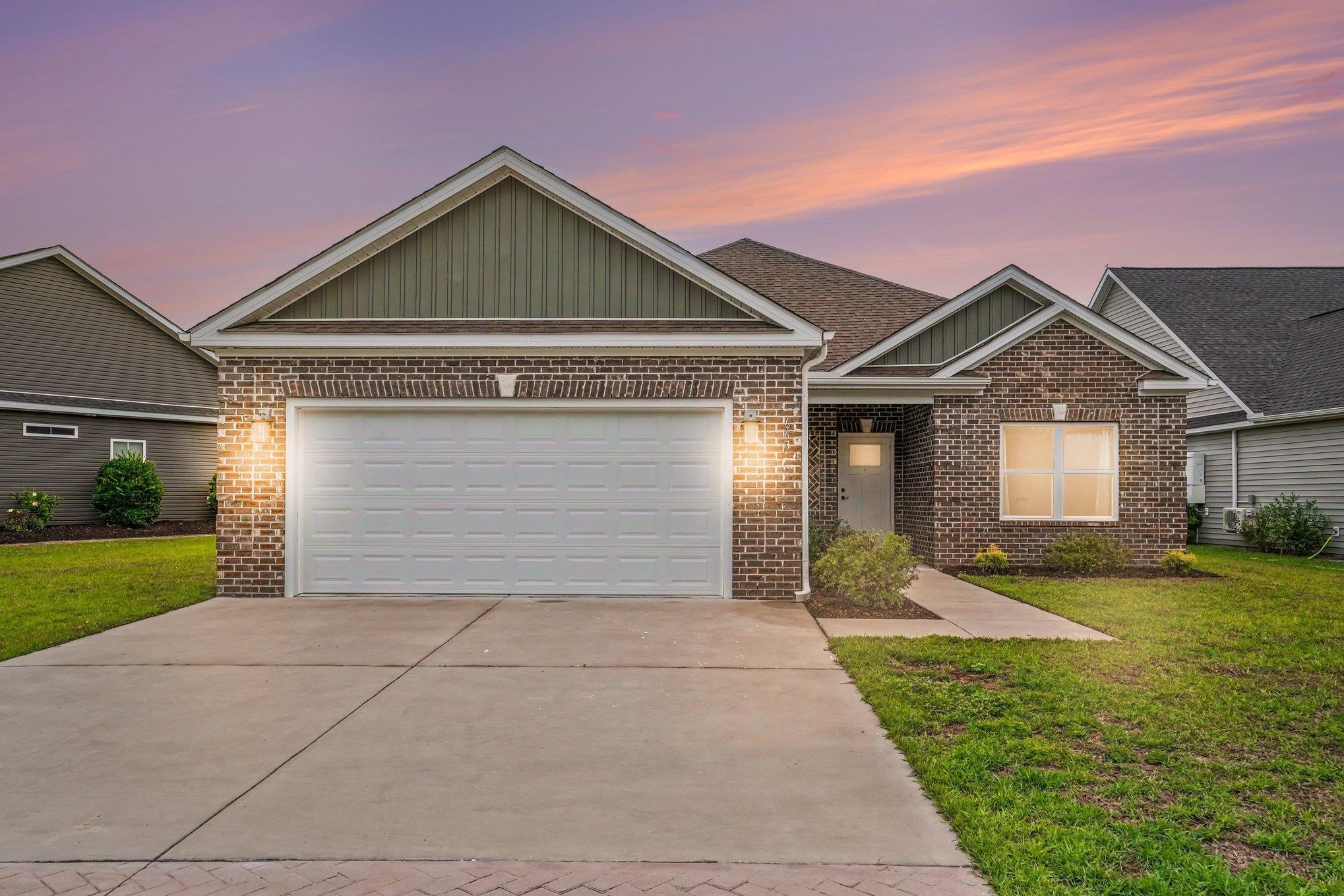 663 Belmont Dr. — photo