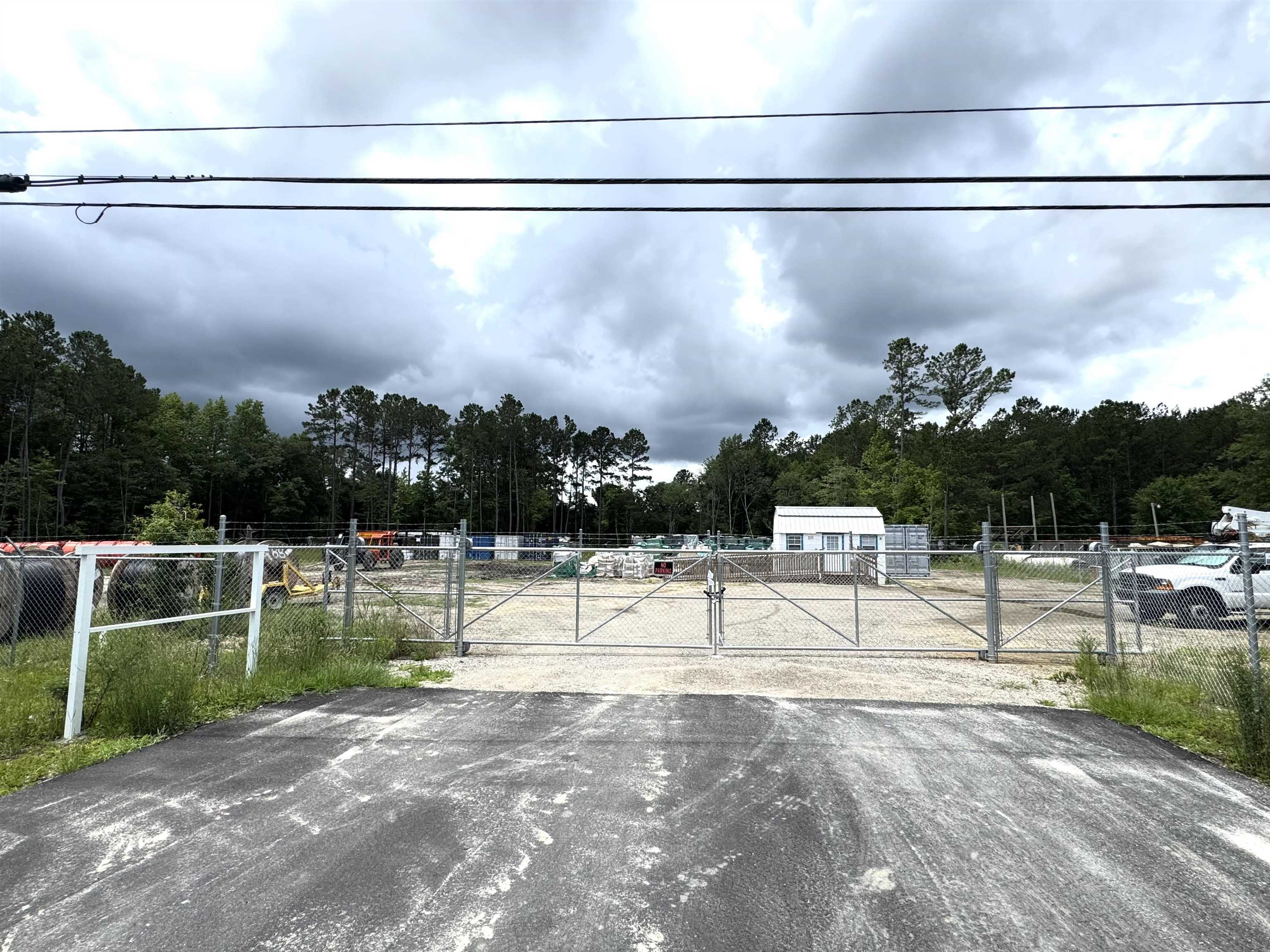221 Georgetown Hwy. — photo