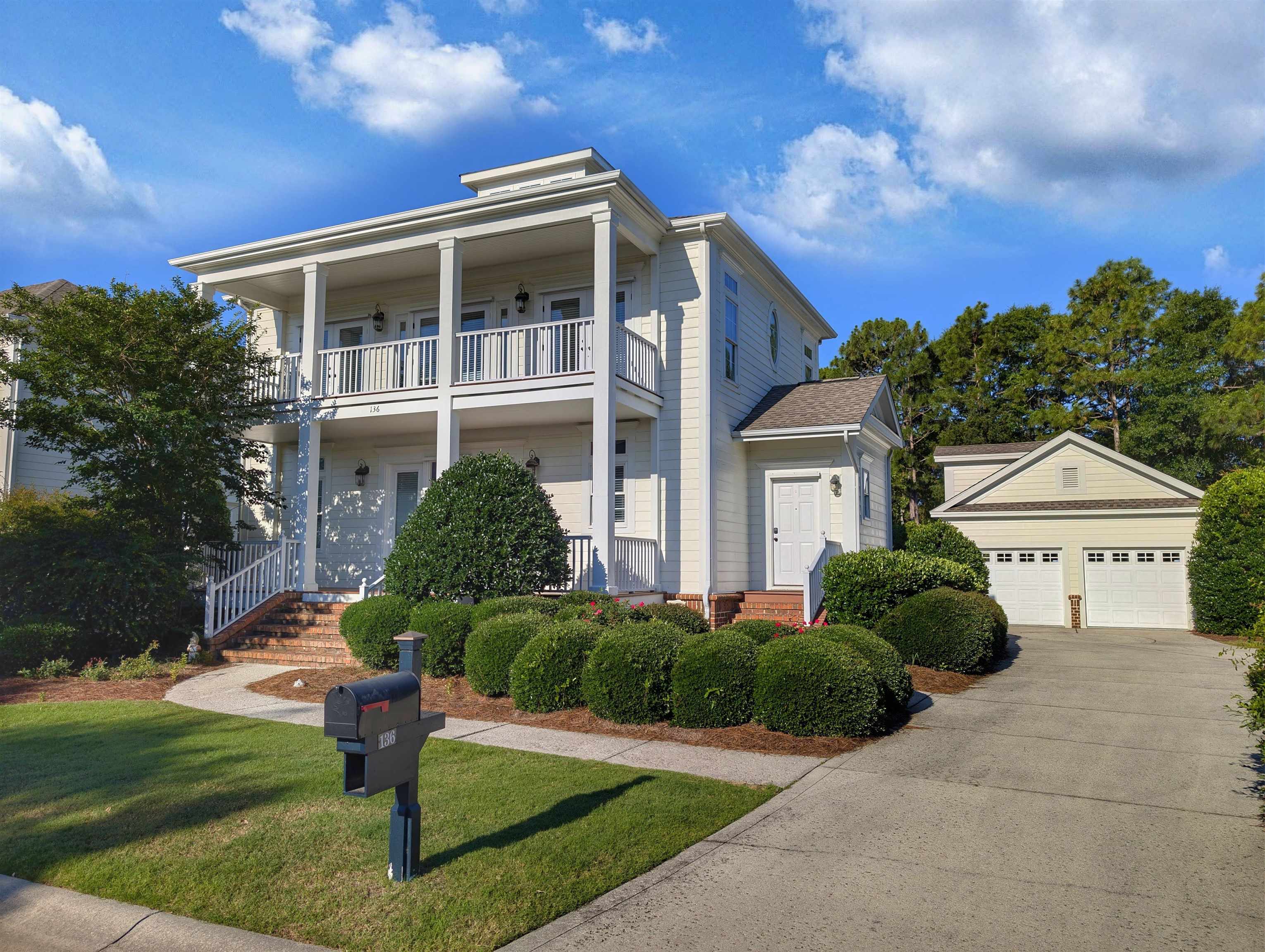 136 Cottage Ct. — photo