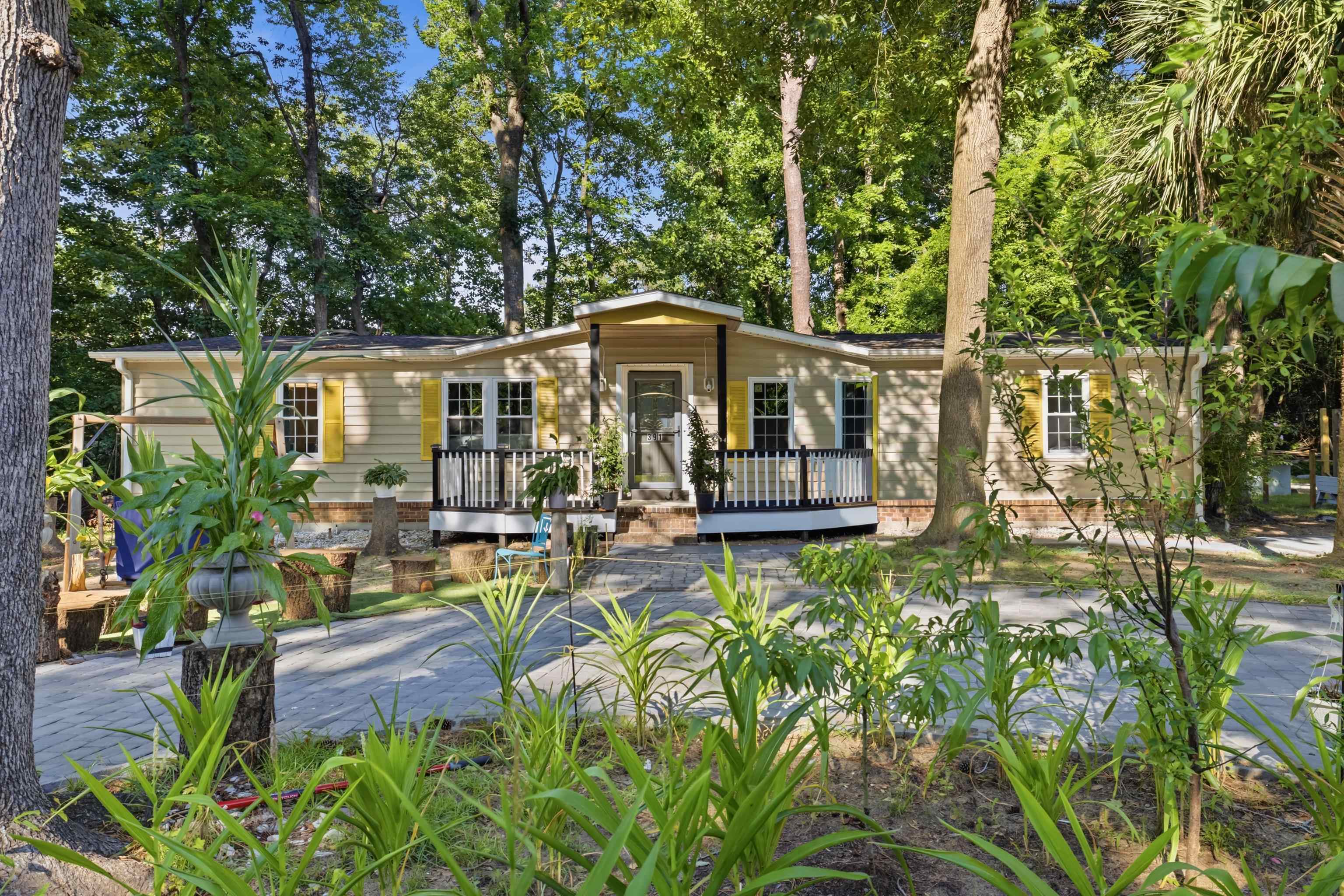 391 Di-Cindy Ln. — photo