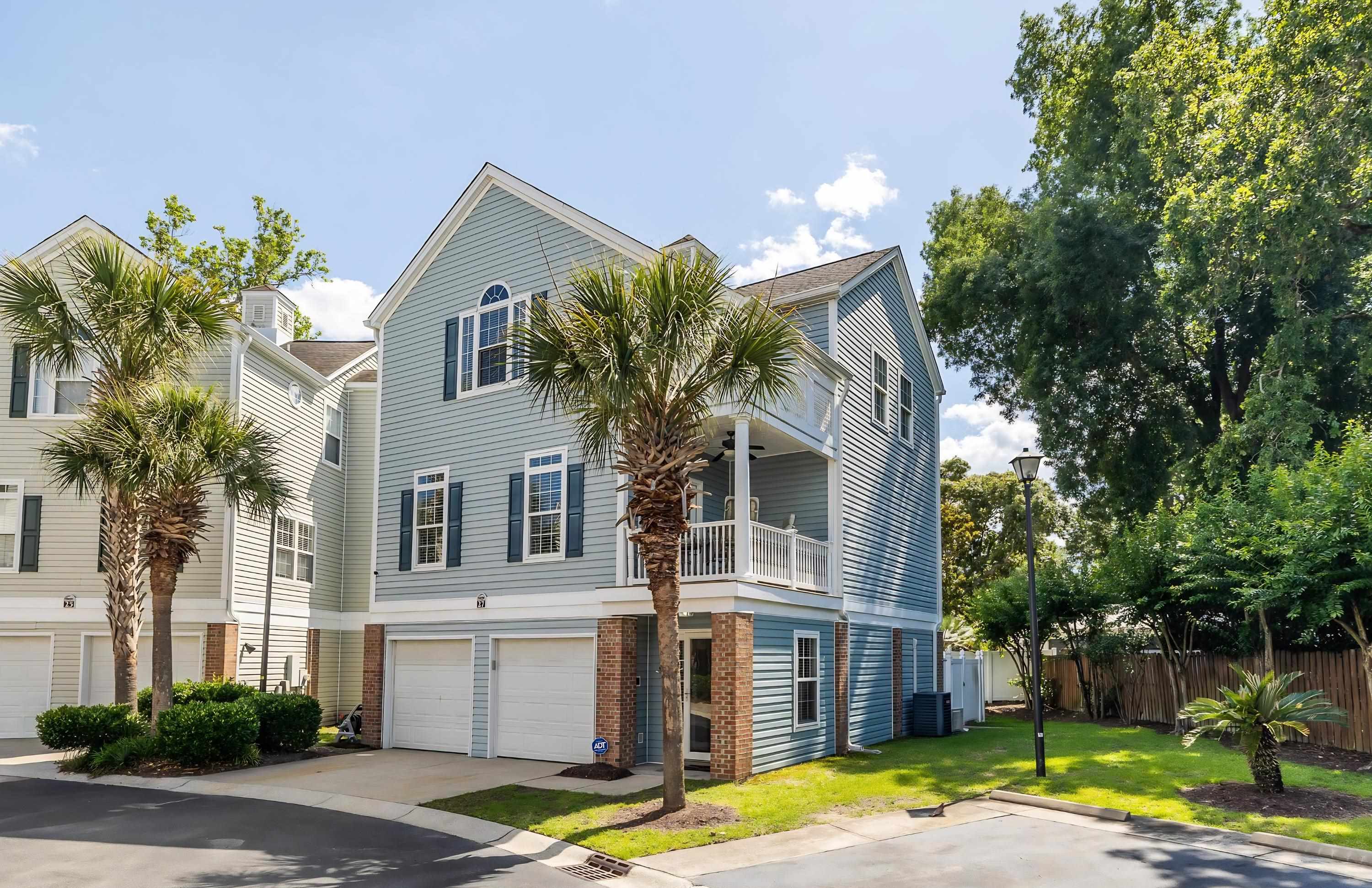 27 Palmas Dr. — photo