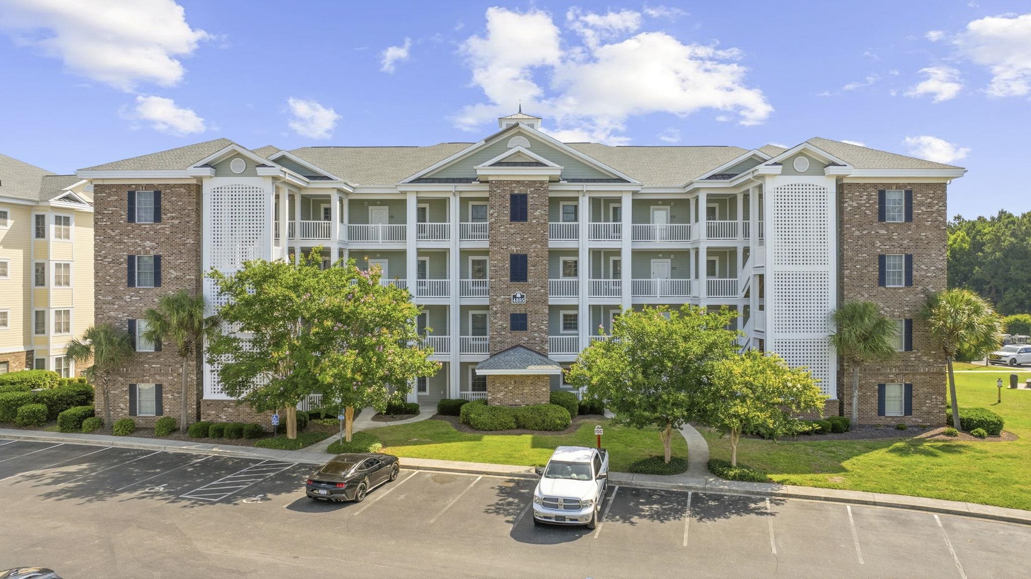 4895 Luster Leaf Circle 204 — photo