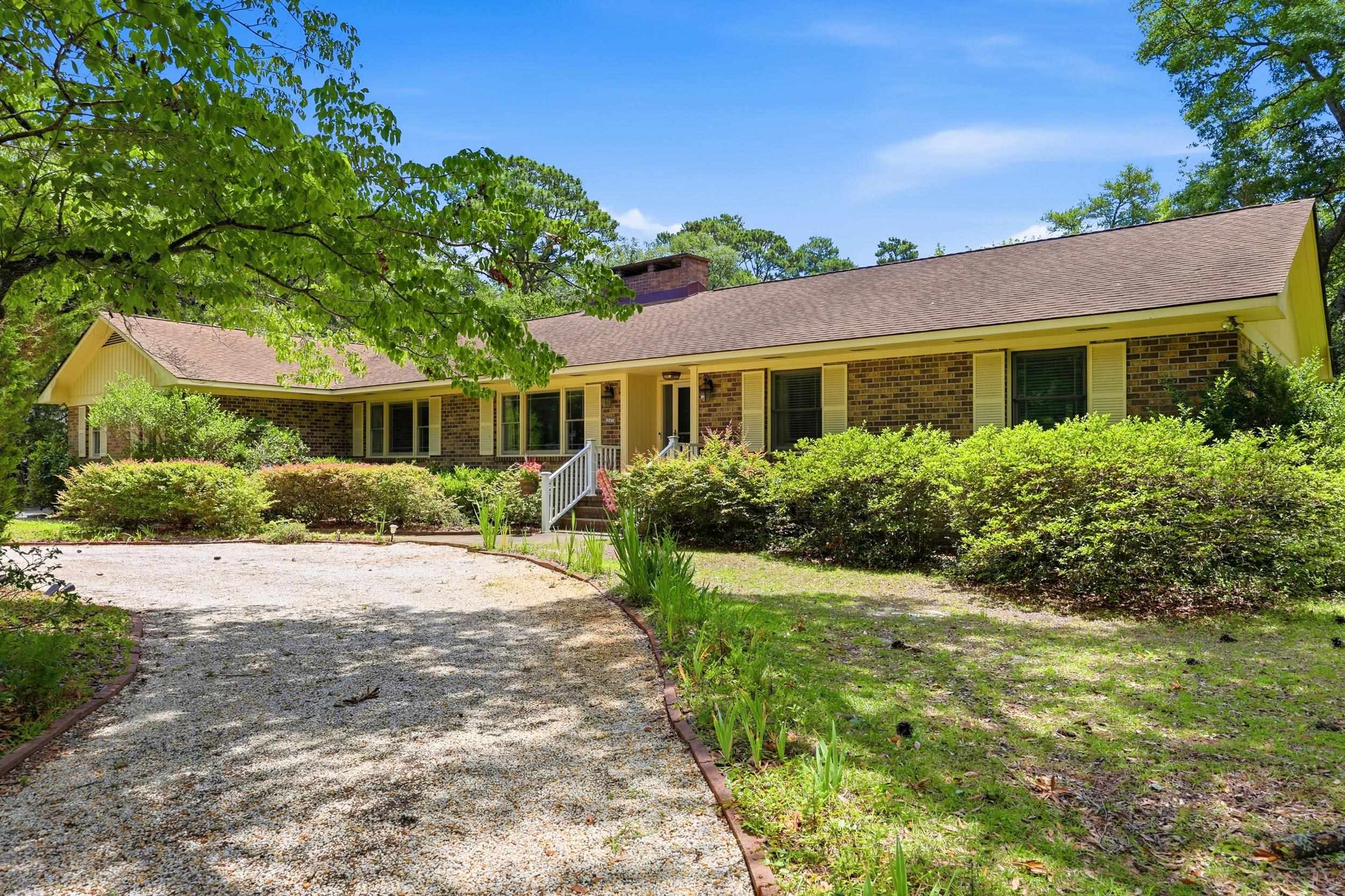 241 Center Dr. — photo