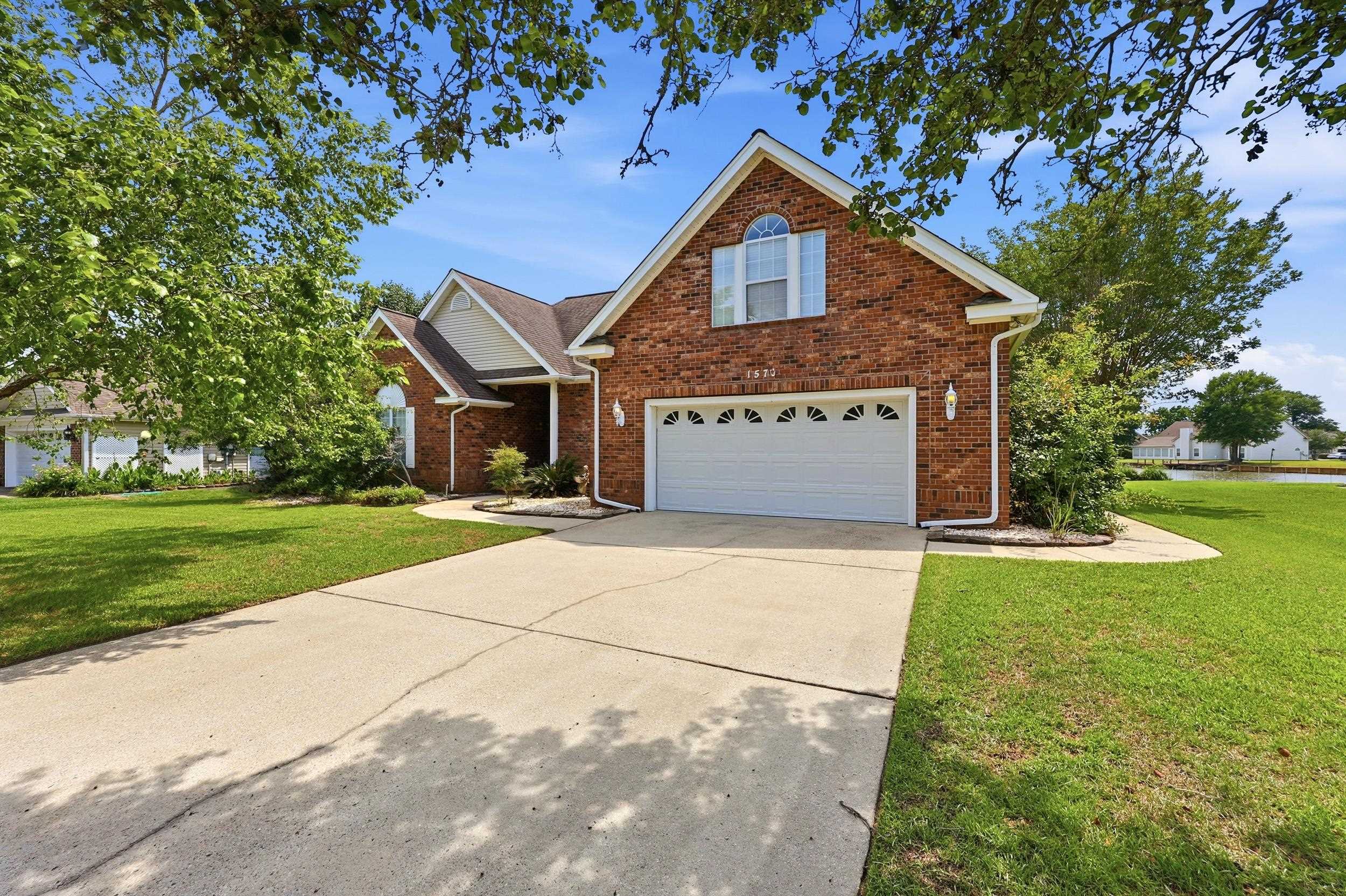 1570 Coventry Rd. — photo