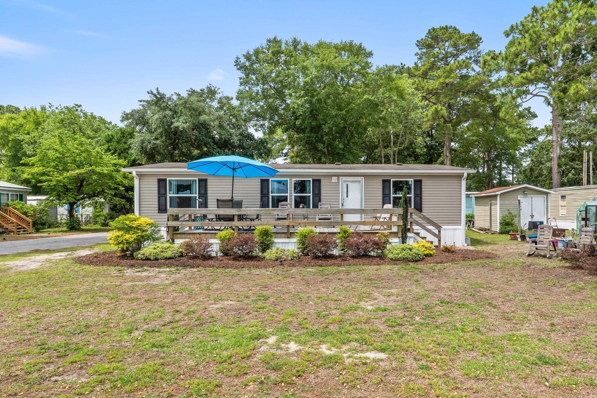 1617 Crystal Lake Dr. — photo