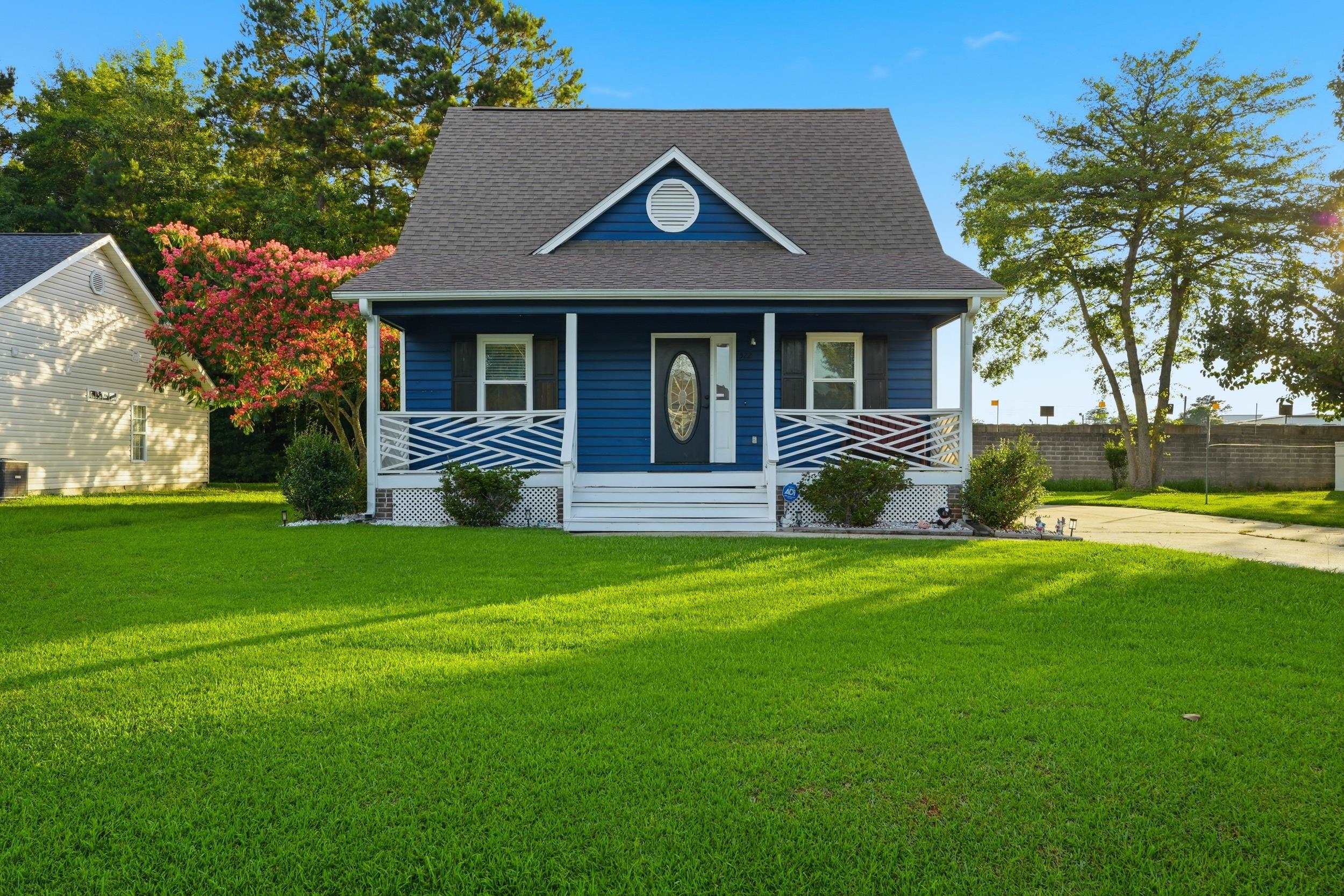 522 Lake Park Dr. — photo
