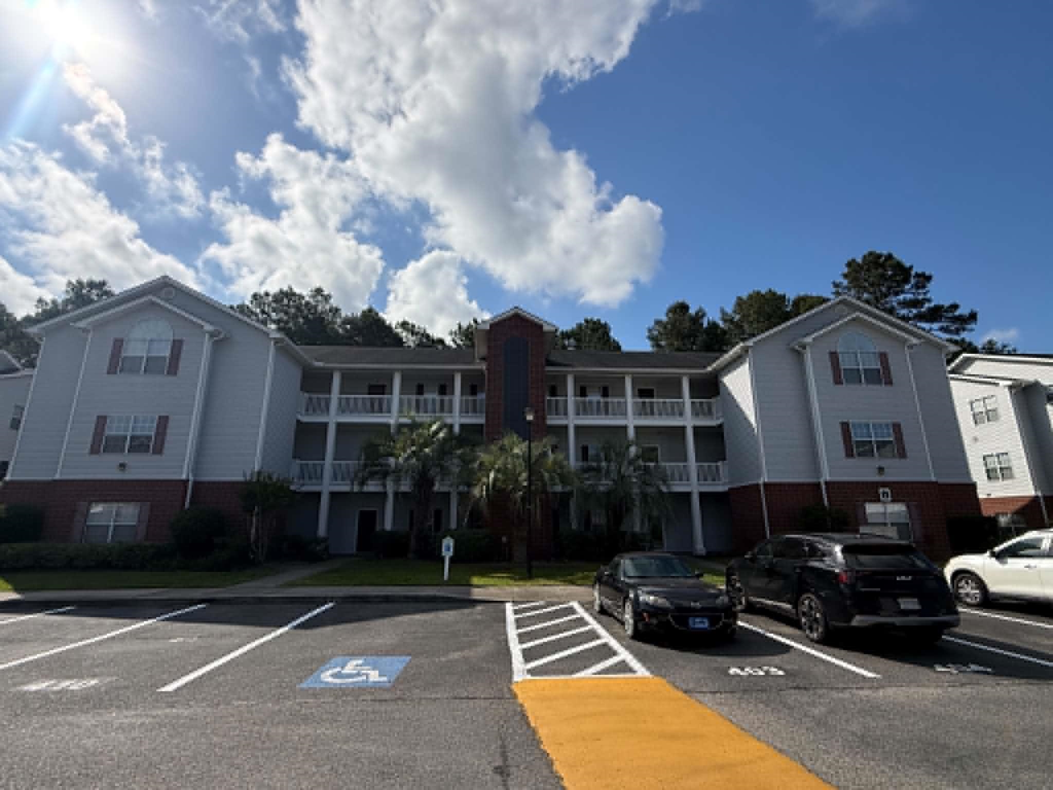 4814 Innisbrook Ct. 402 — photo