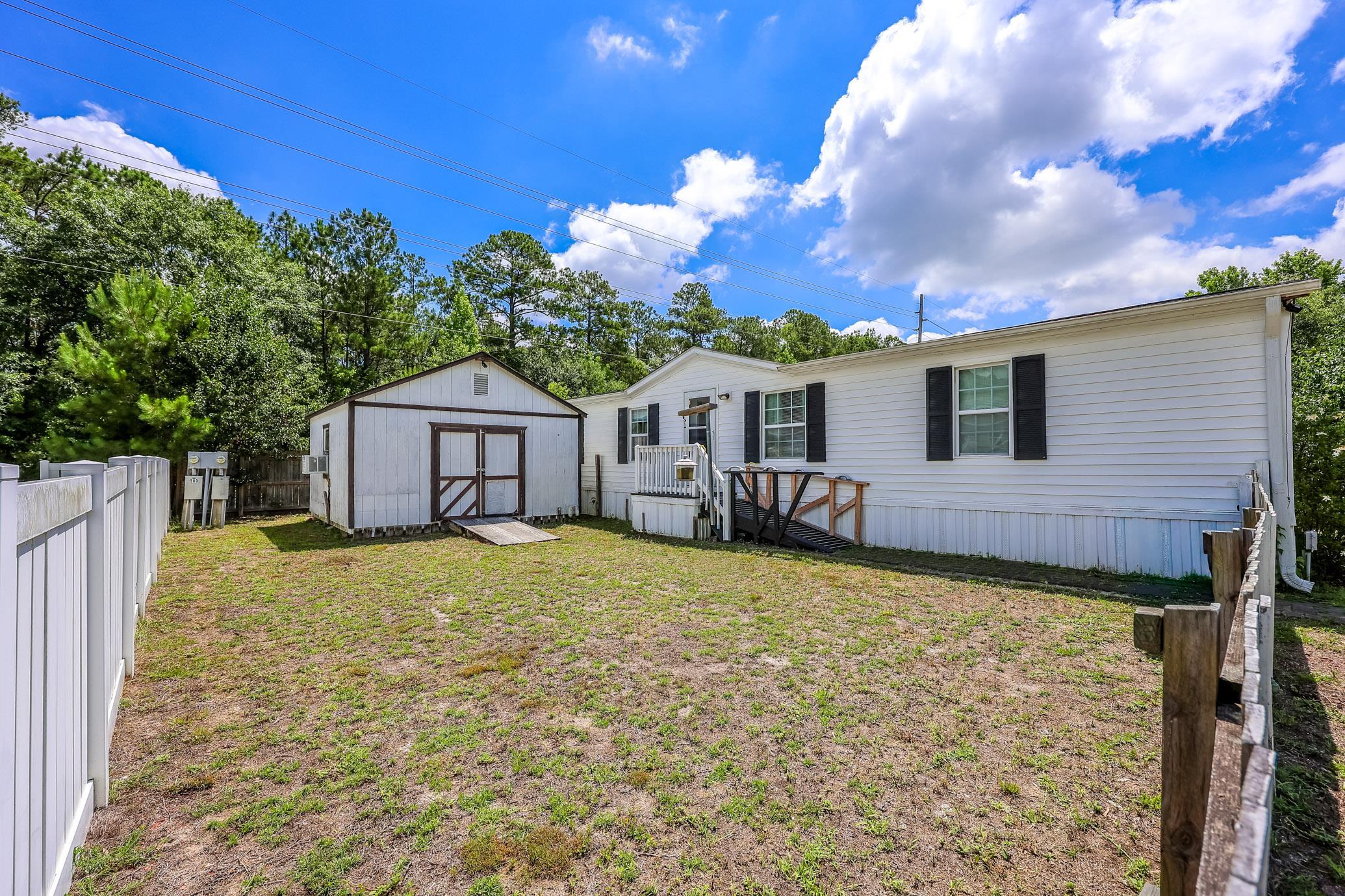 576 Southern Pines Dr. — photo