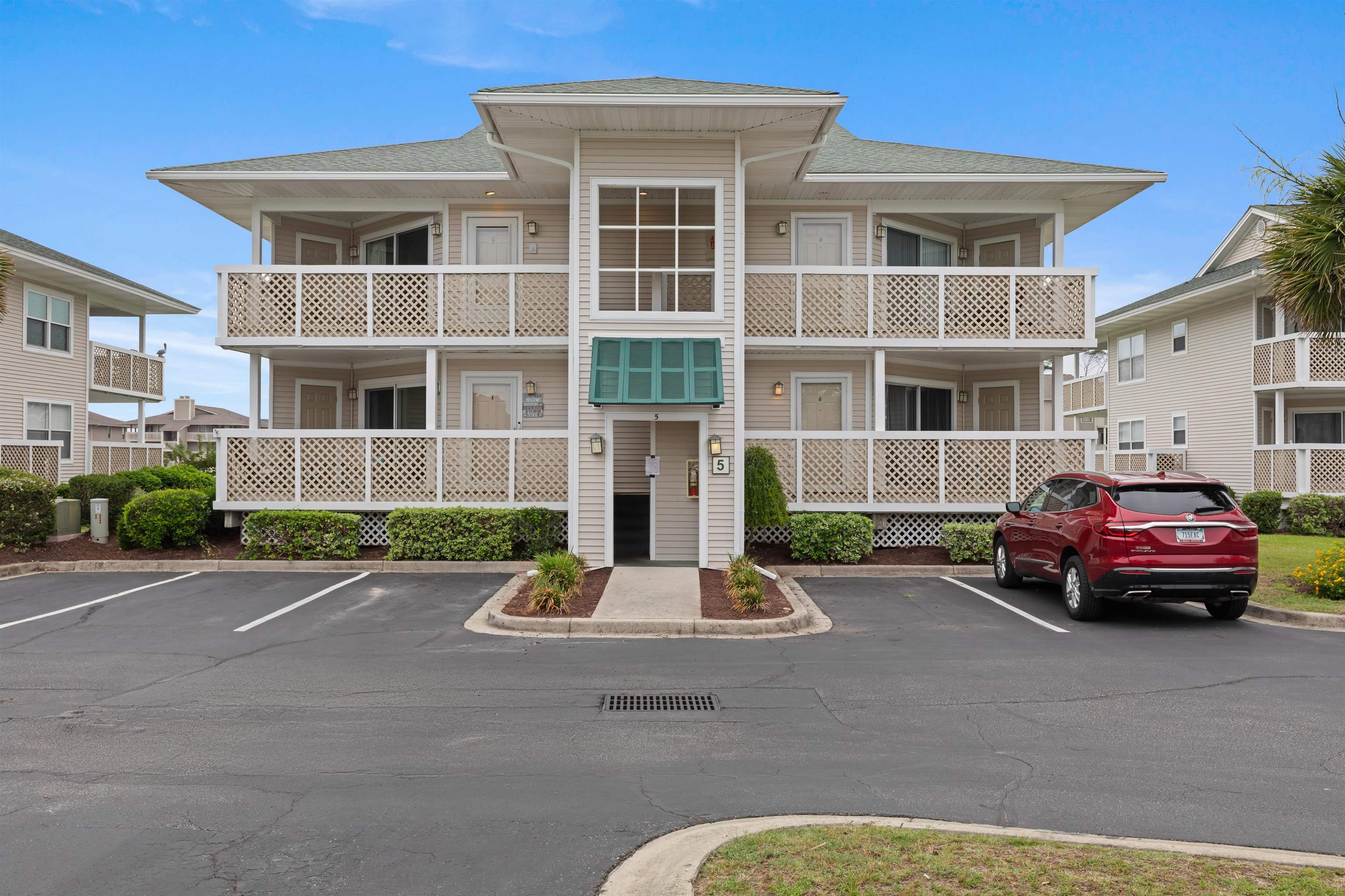 301 Shorehaven Dr. 5D — photo