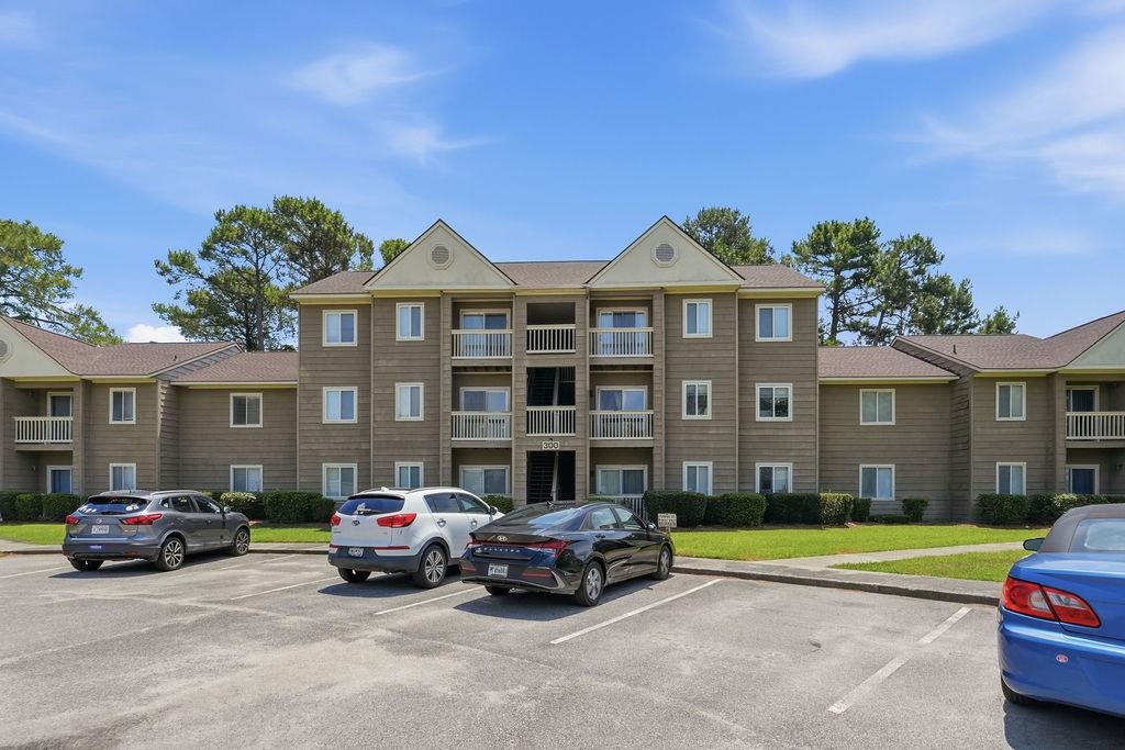 300 Myrtle Greens Dr. — photo