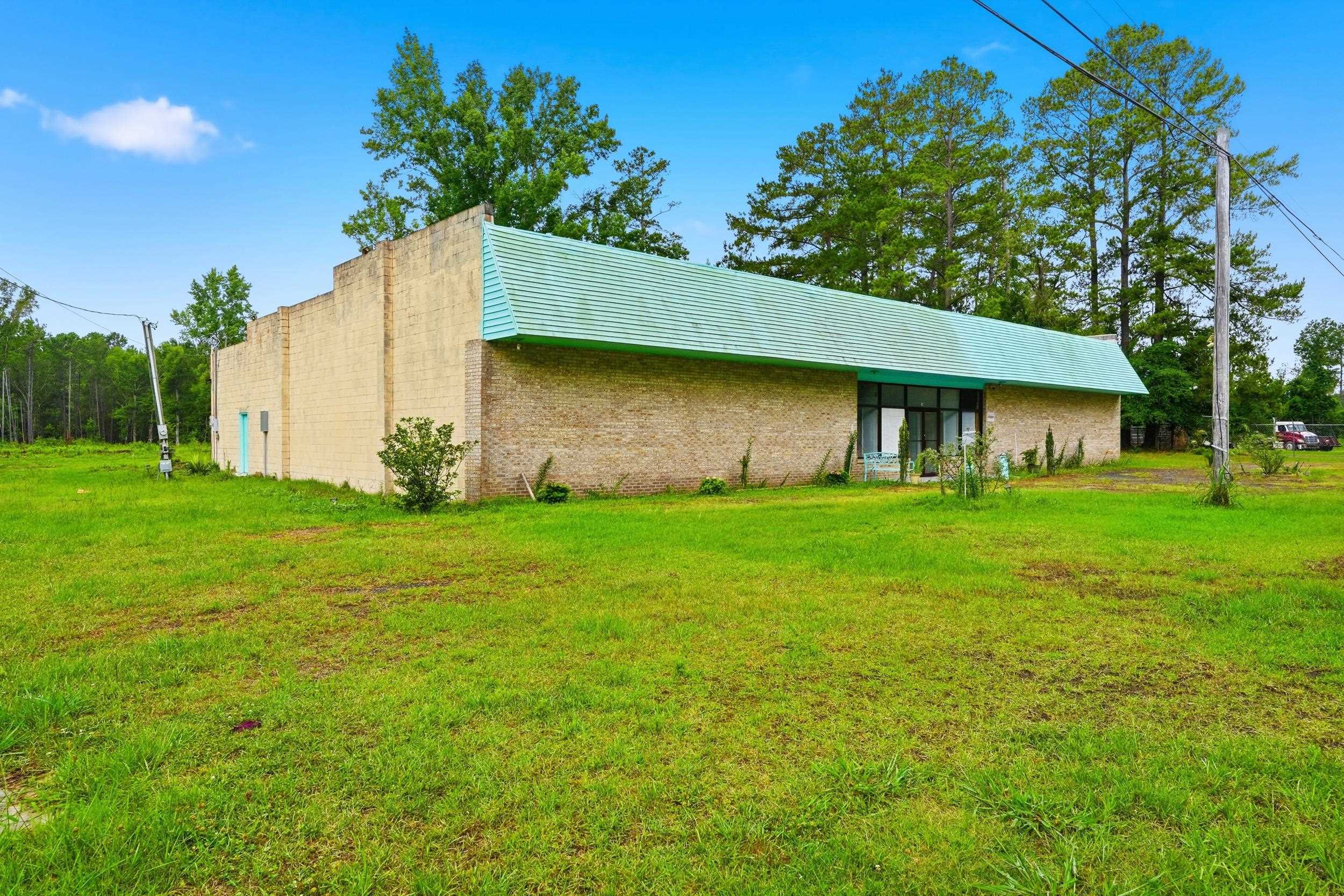 39 Old Cemetary Road, Andrews, SC 29510 — photo 2