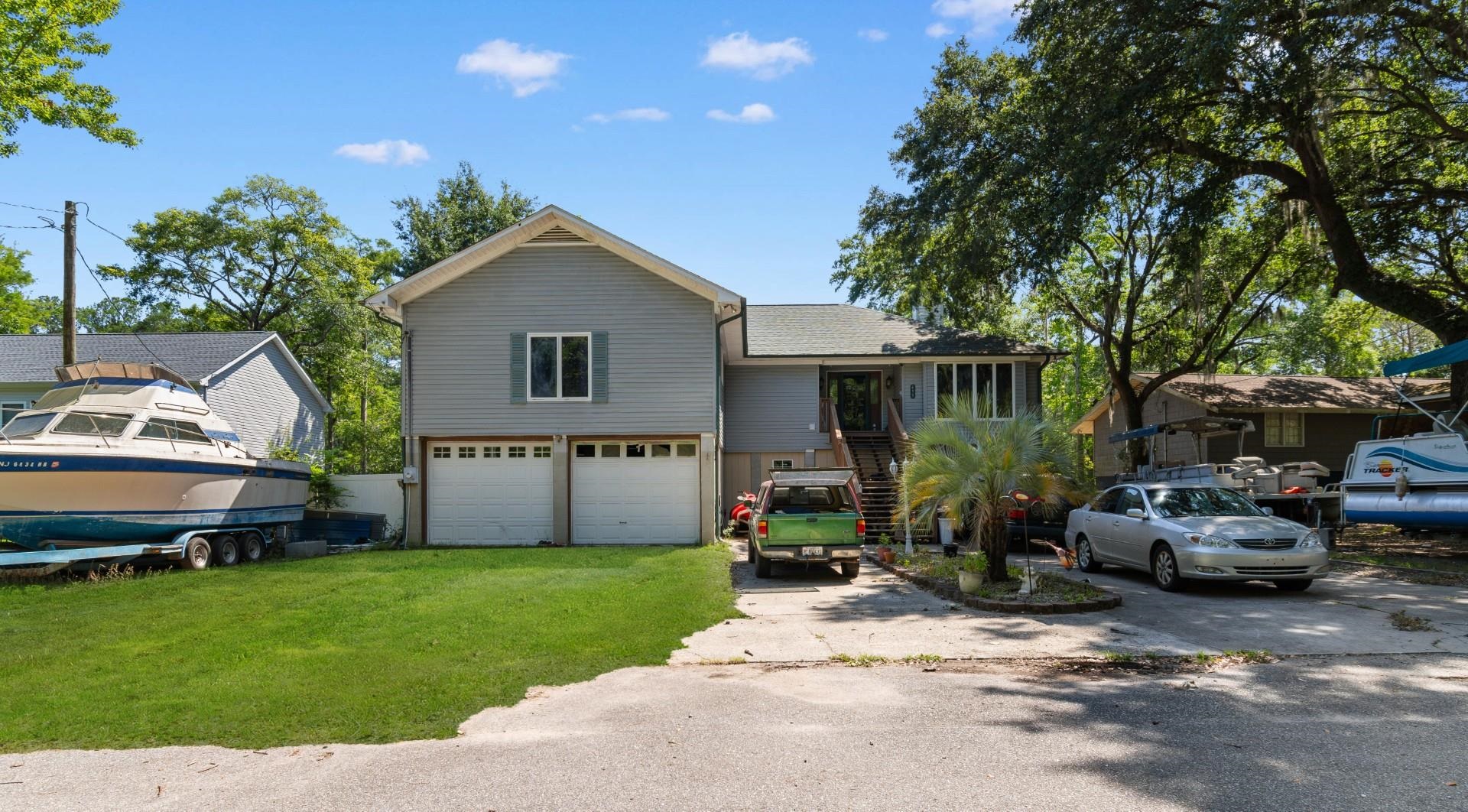 455 River Rd. — photo
