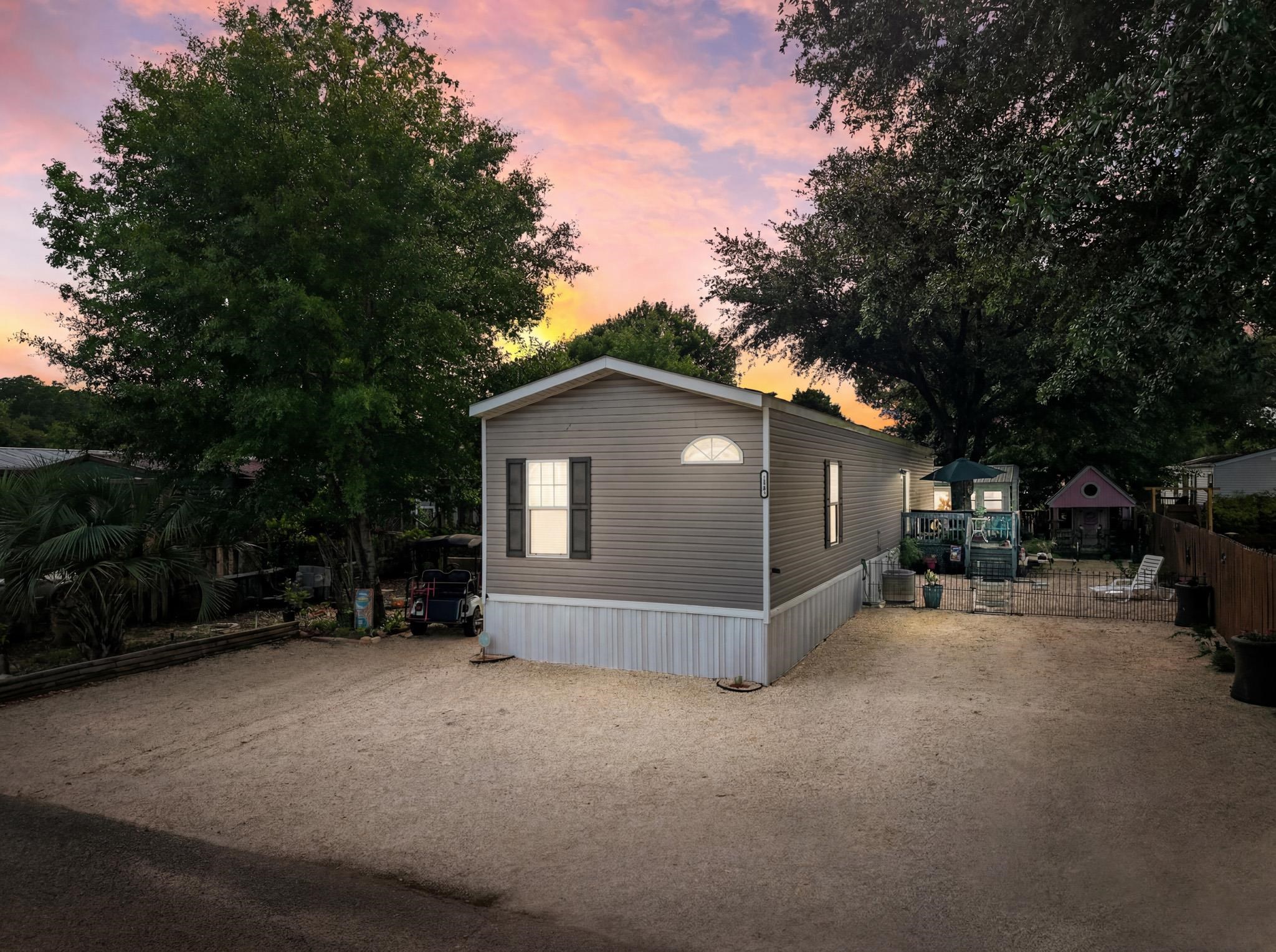 144 Crooked Island Circle — photo