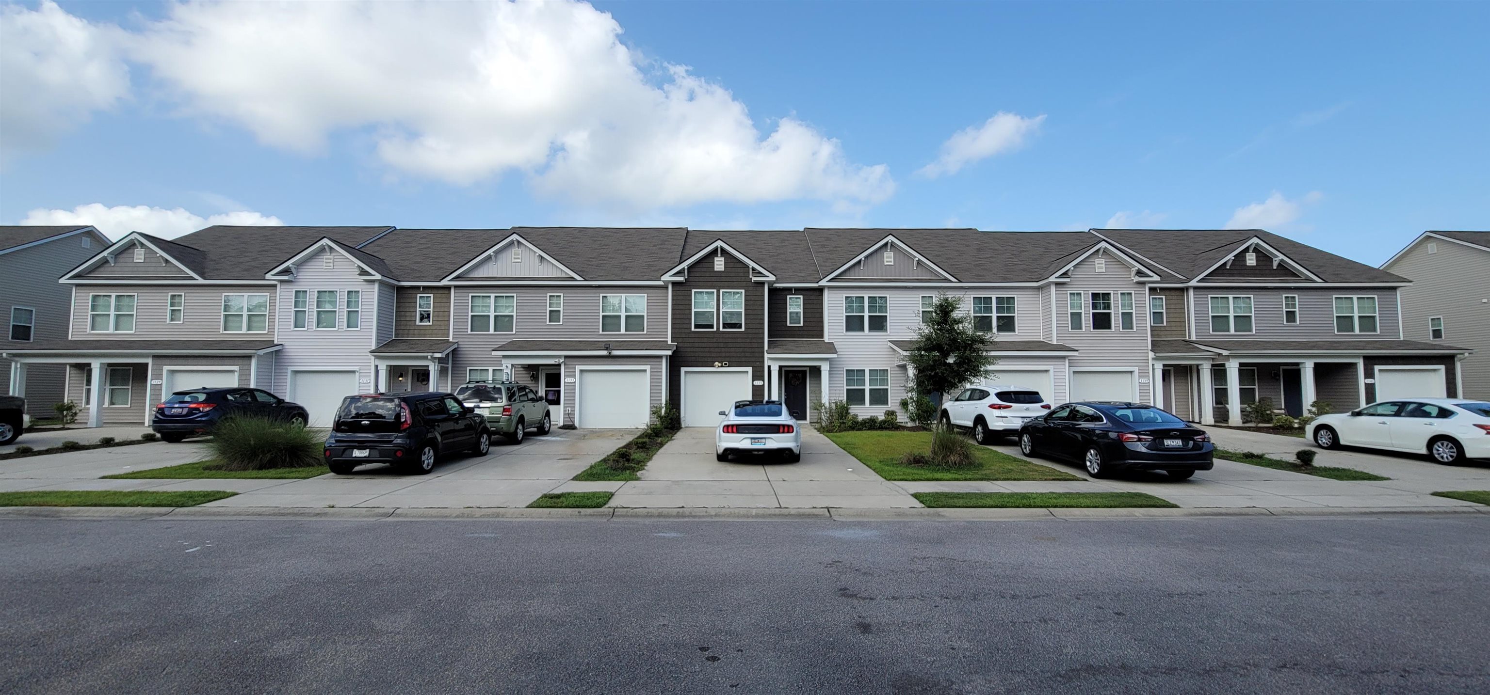 1135 Fairway Ln. — photo