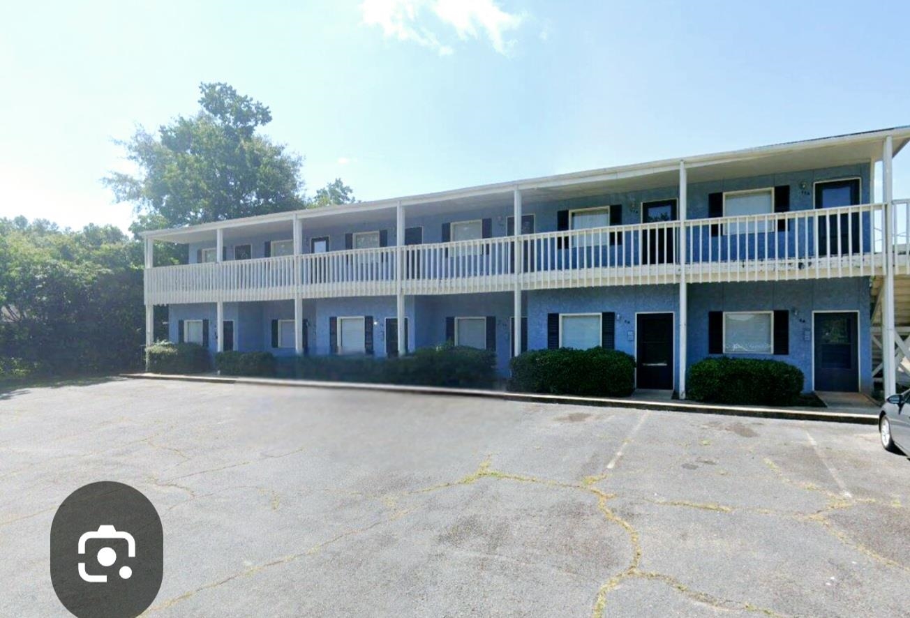610 Putters Ln. — photo
