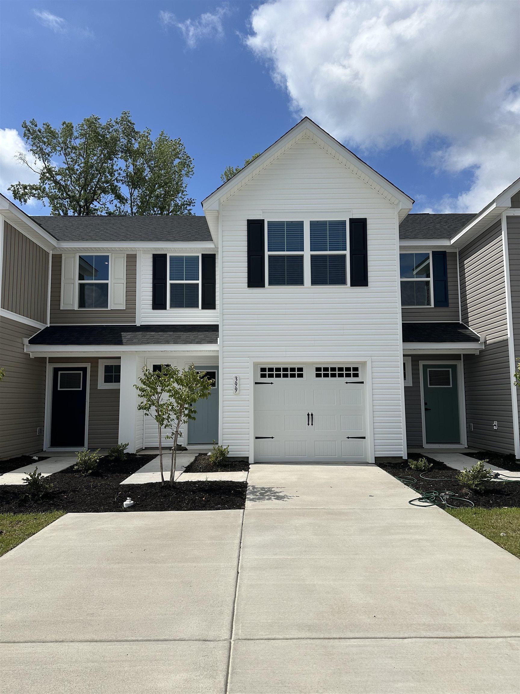 399 Myrtle Meadows Dr — photo
