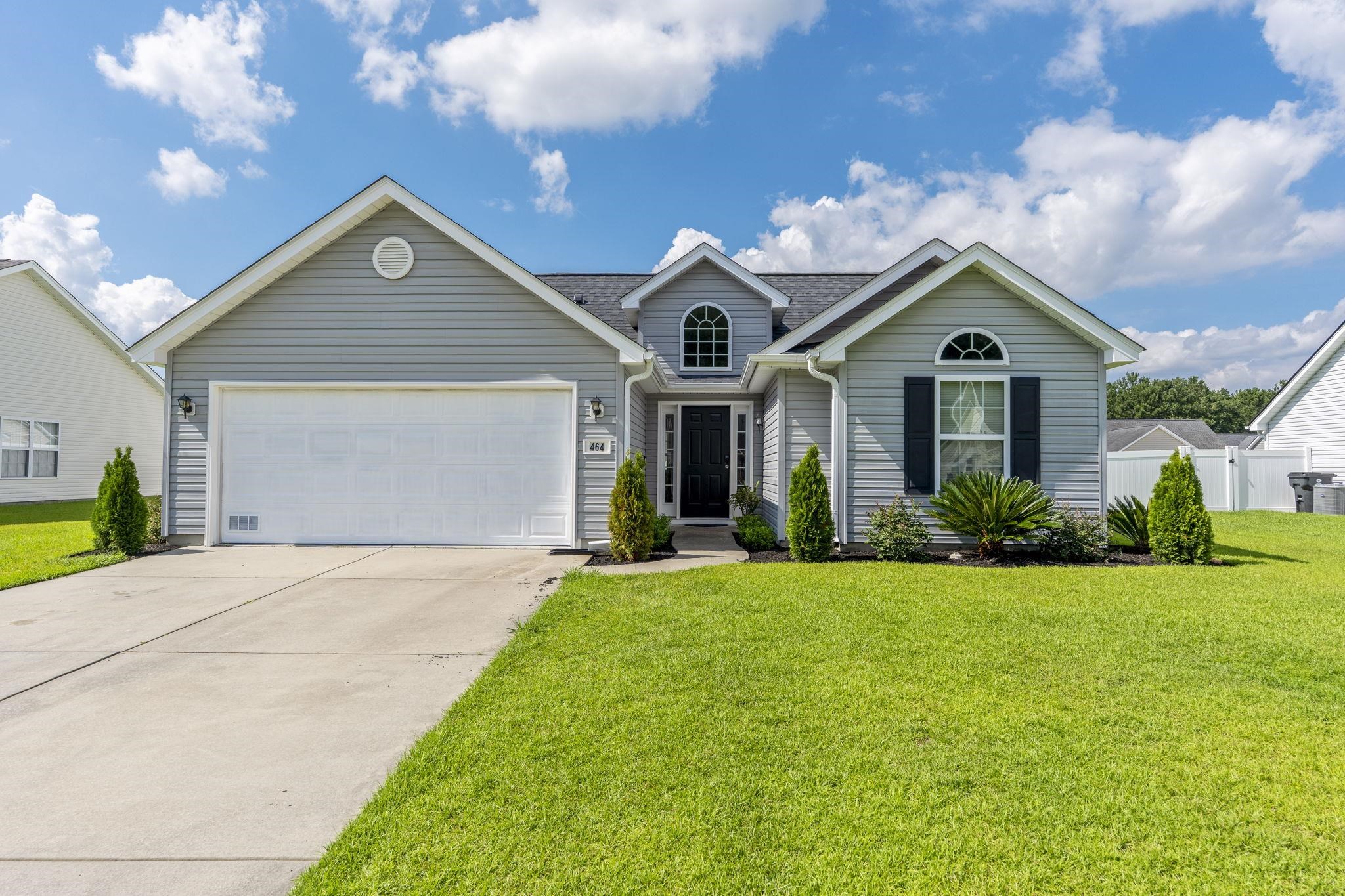 464 Carolina Woods Dr. — photo