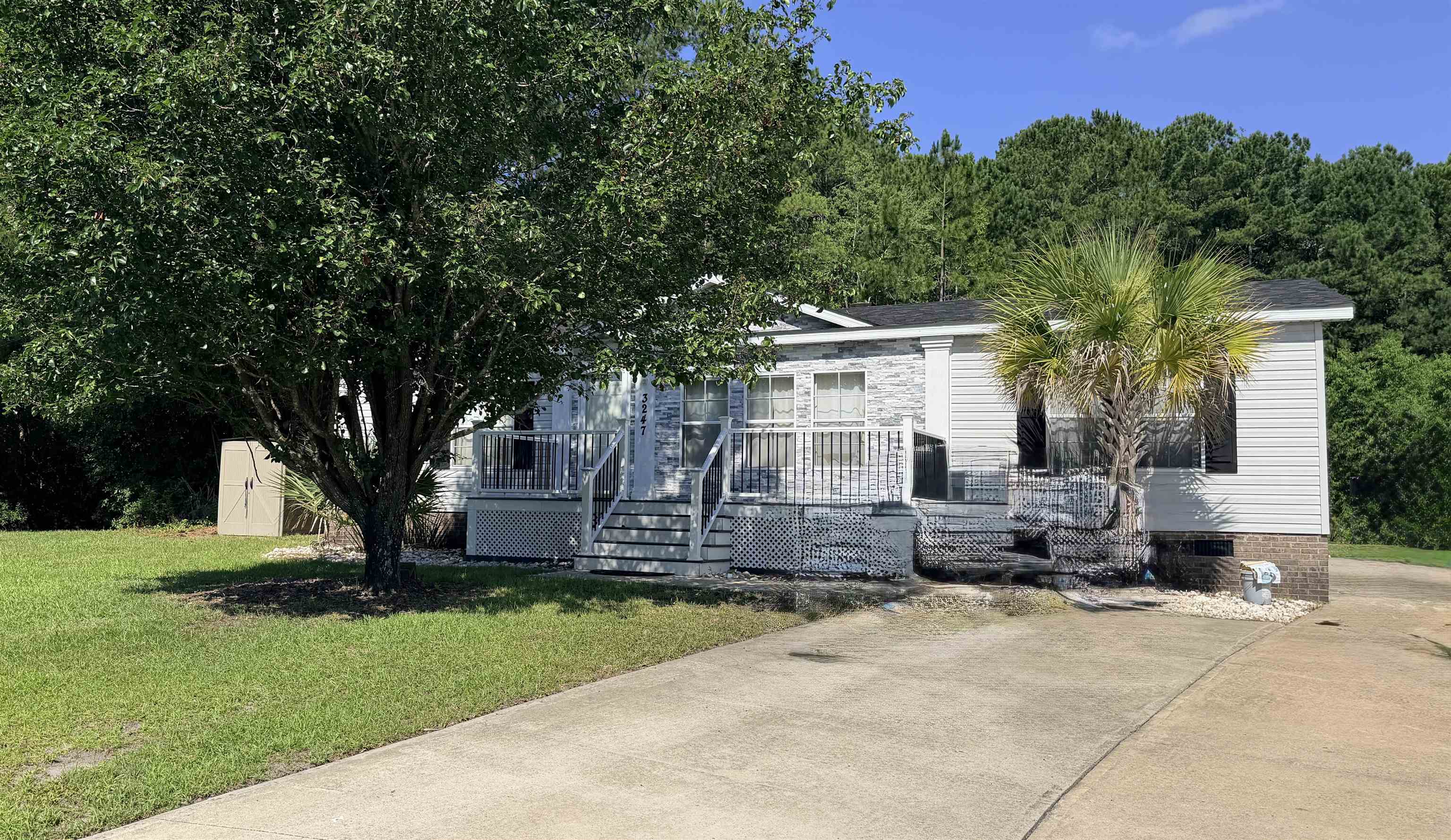 3247 Red Bird Ln. — photo