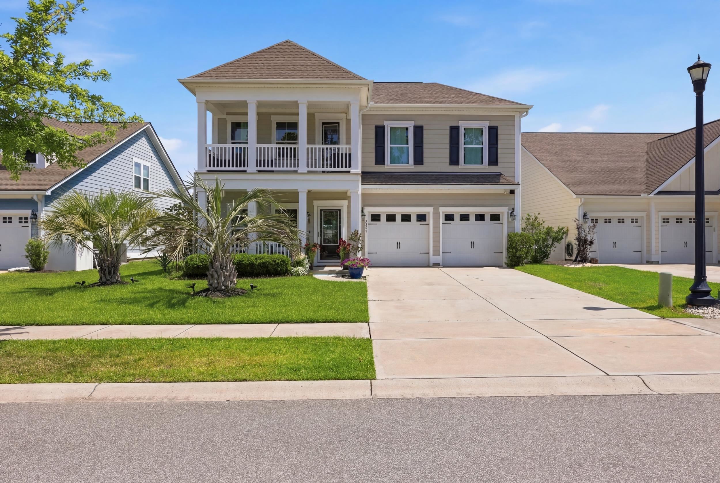 2675 Goldfinch Dr. — photo