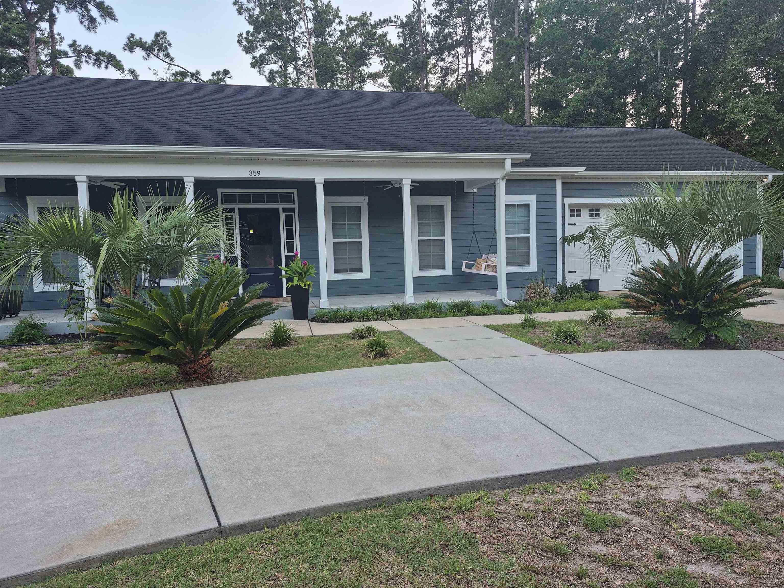 359 Country Club Dr. — photo