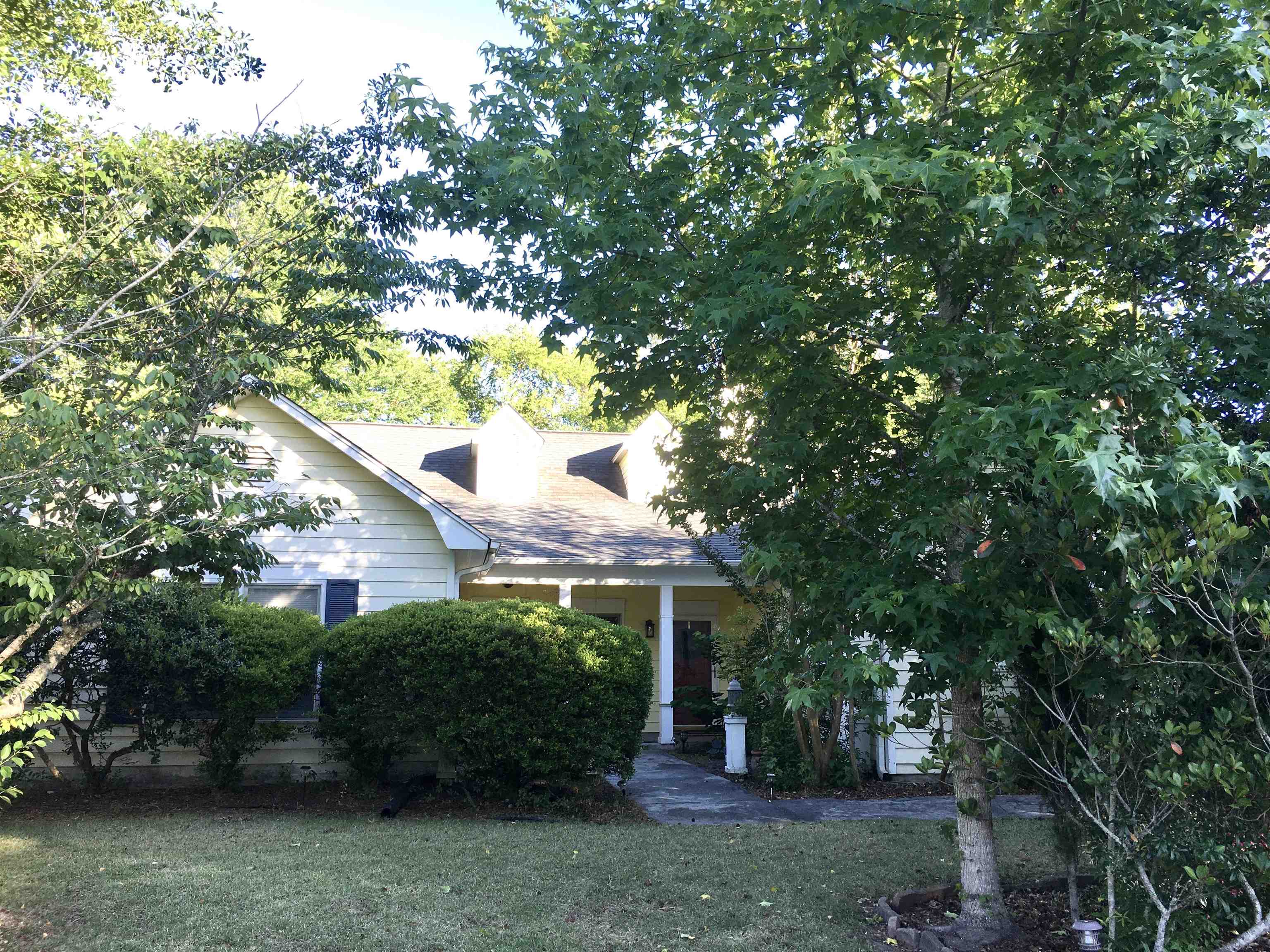 2632 Brick Dr. — photo