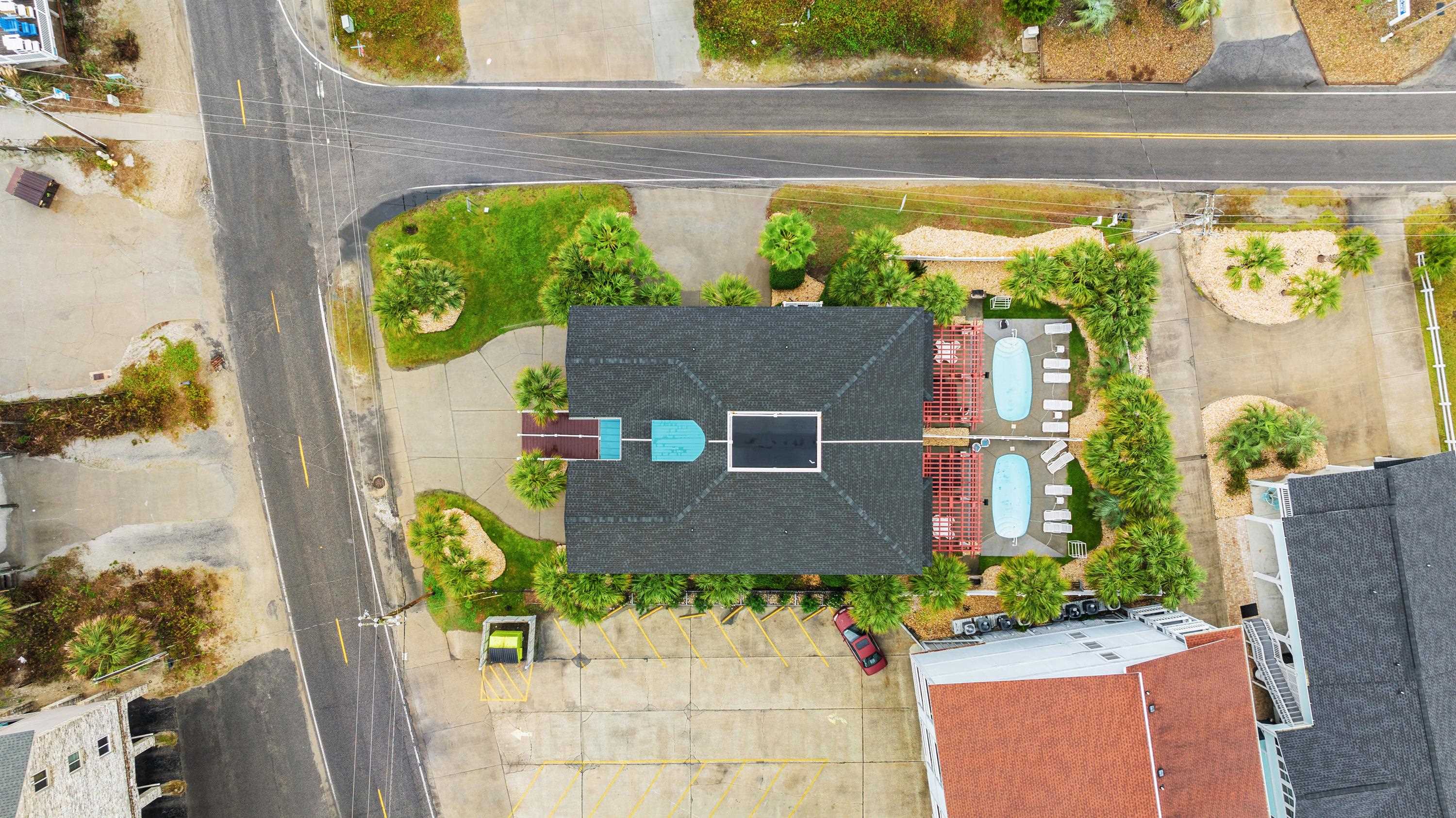 601 N Waccamaw Dr. — photo